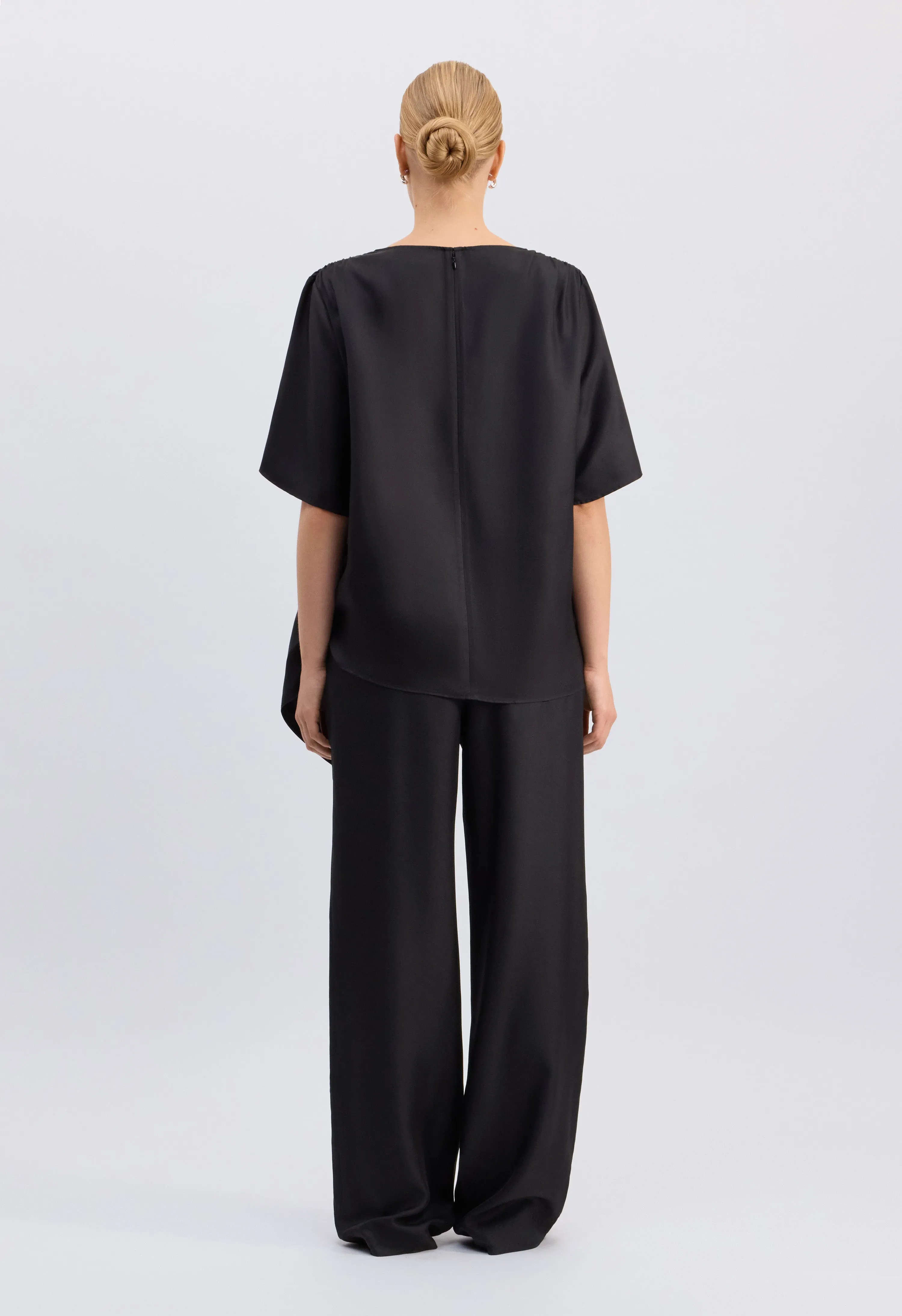 MANO Asymmetric silk top sold by Loulou De Saison product image thumbnail 5