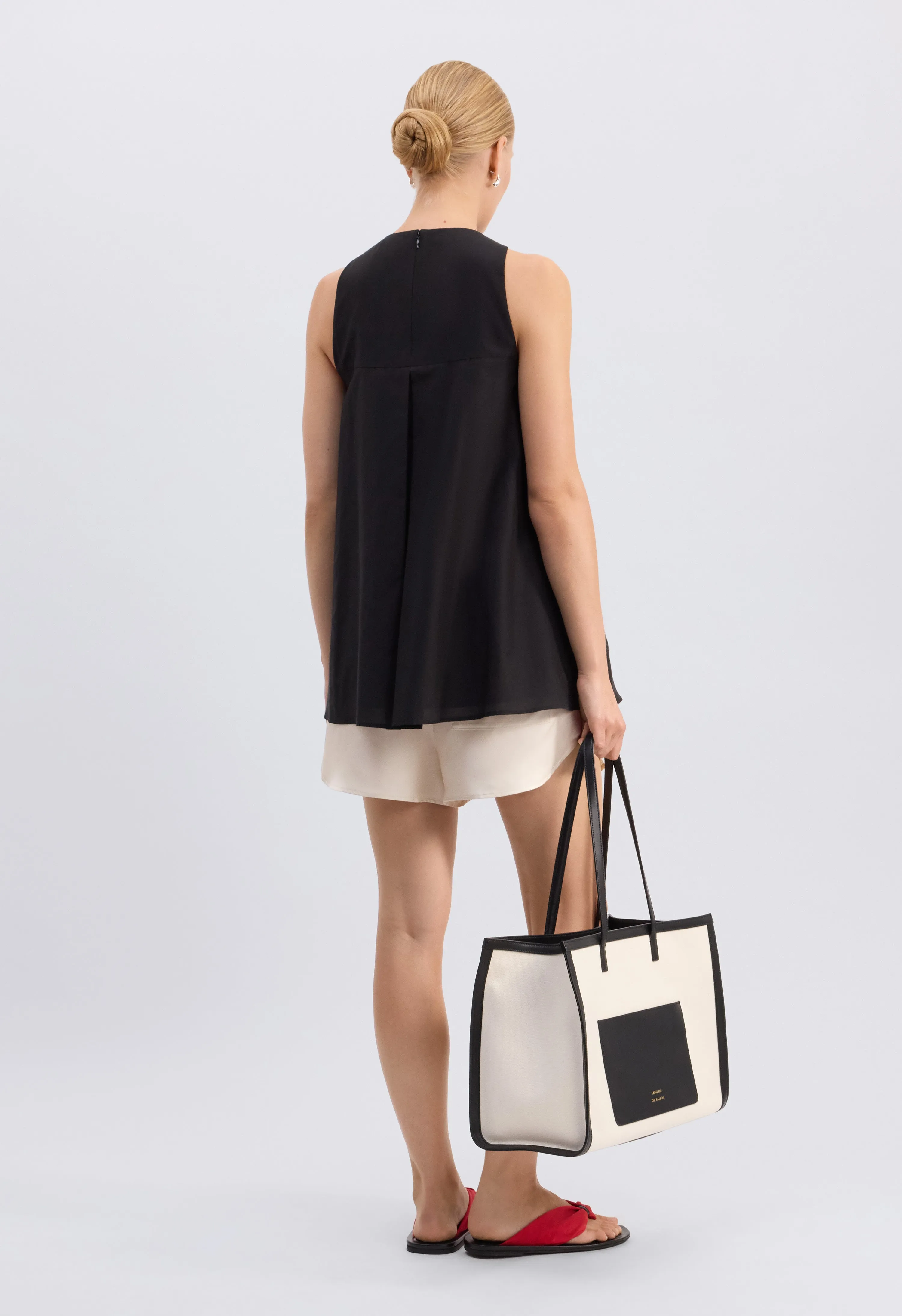 LIAO Flaring gathered top sold by Loulou De Saison product image thumbnail 5