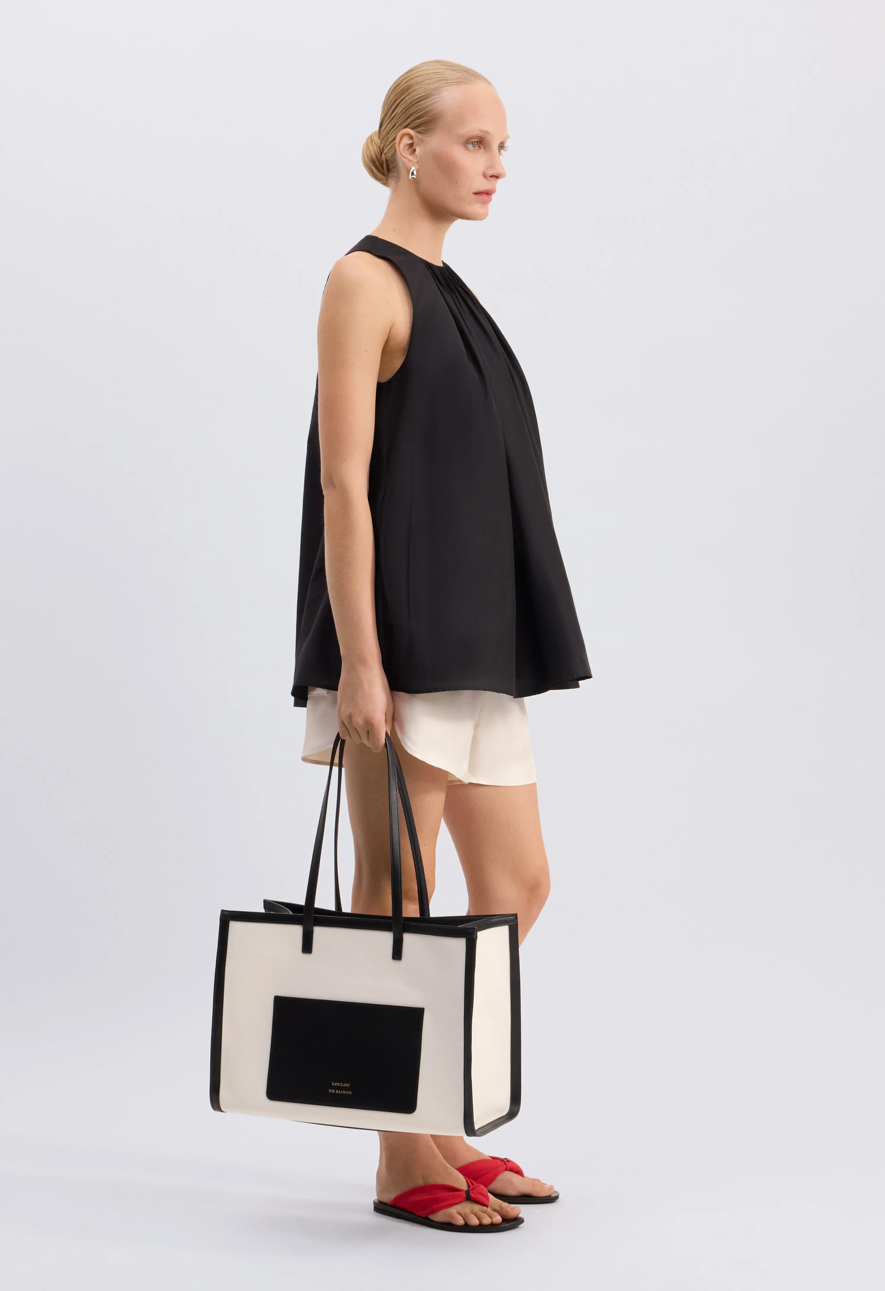 LIAO Flaring gathered top sold by Loulou De Saison product image thumbnail 3
