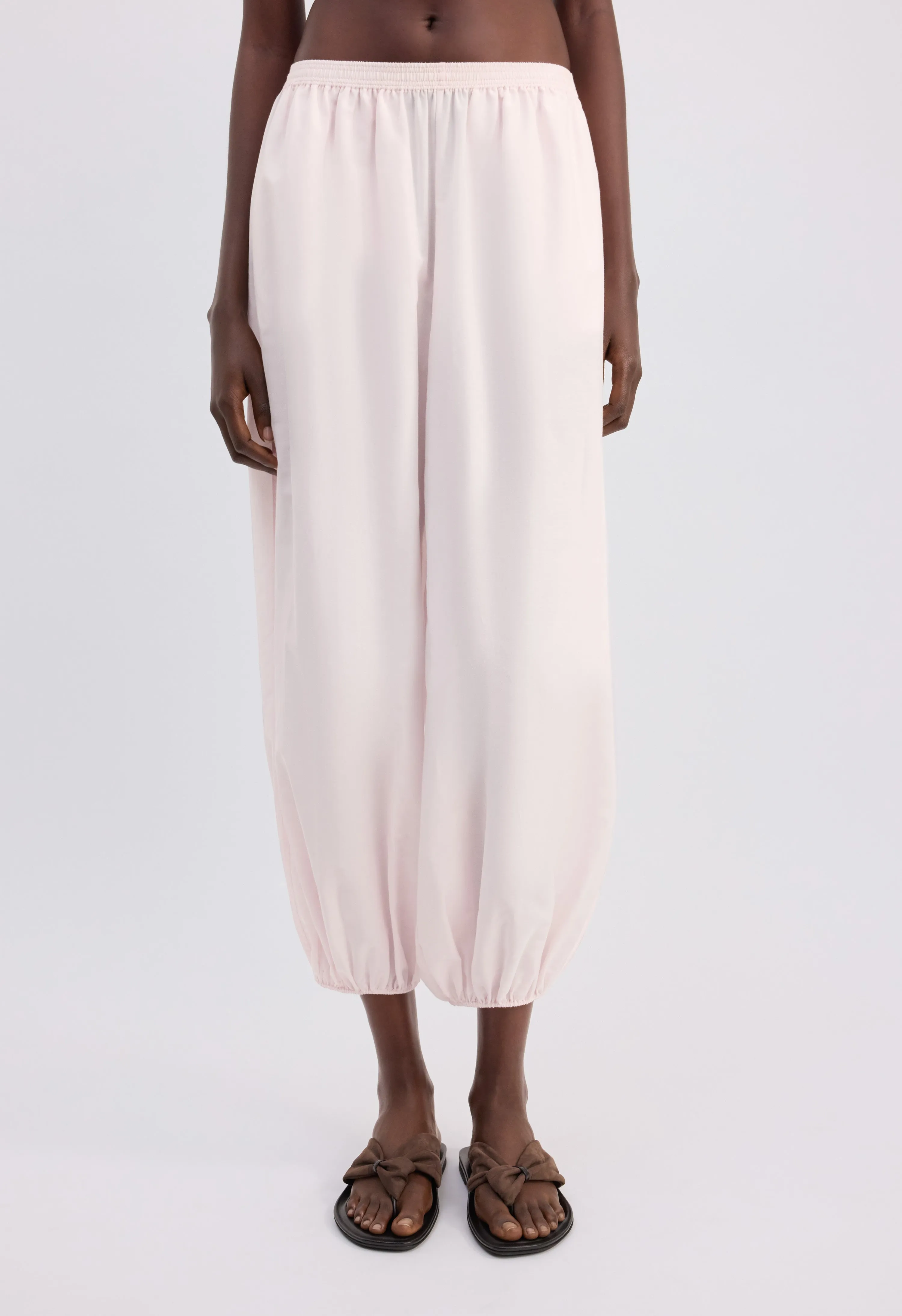 ALMAYA Cocoon trousers sold by Loulou De Saison product image thumbnail 4