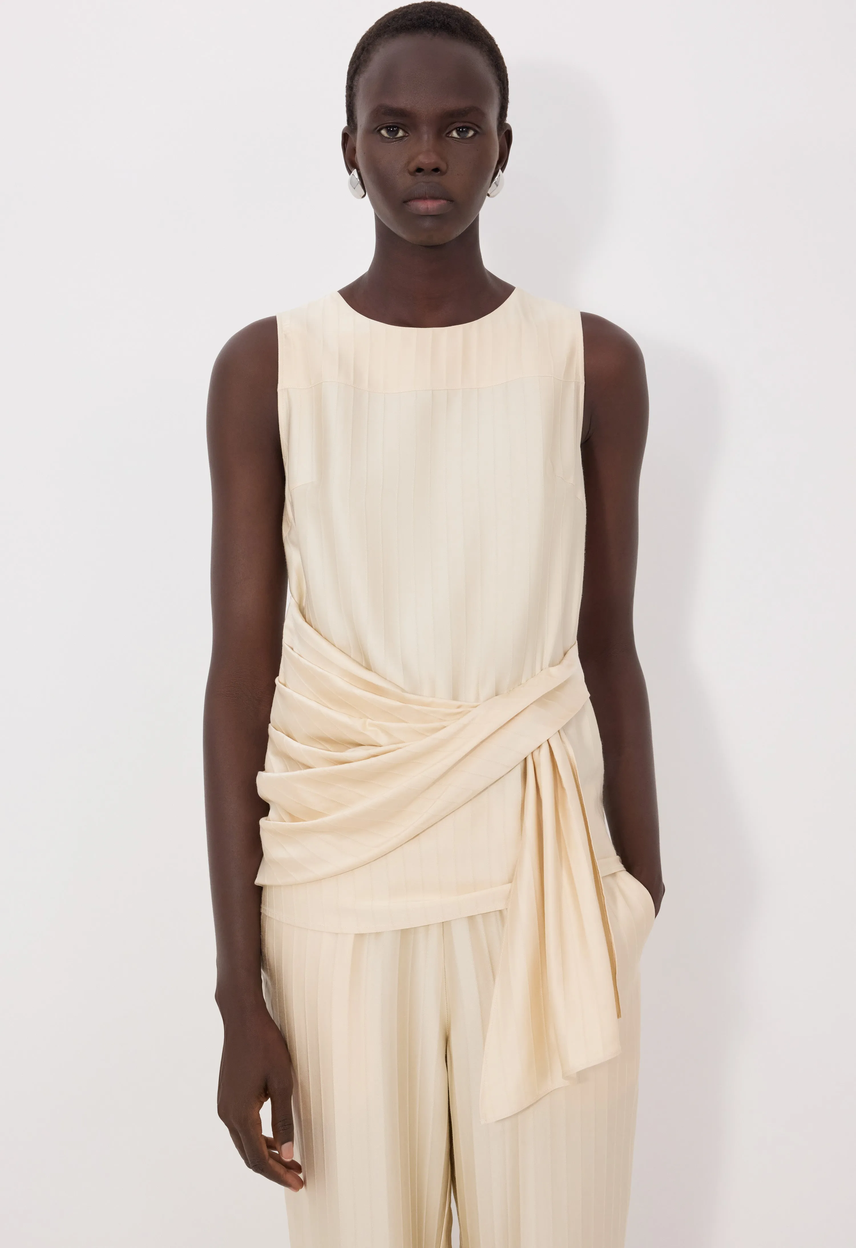 FONDA Draped top sold by Loulou De Saison product image thumbnail 4