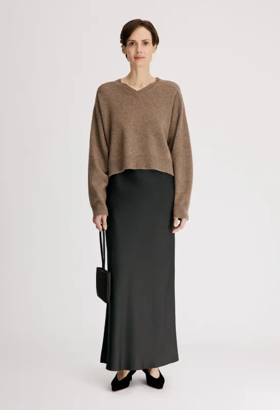 ANZOR LDS V neck cashmere sweater made by Loulou De Saison