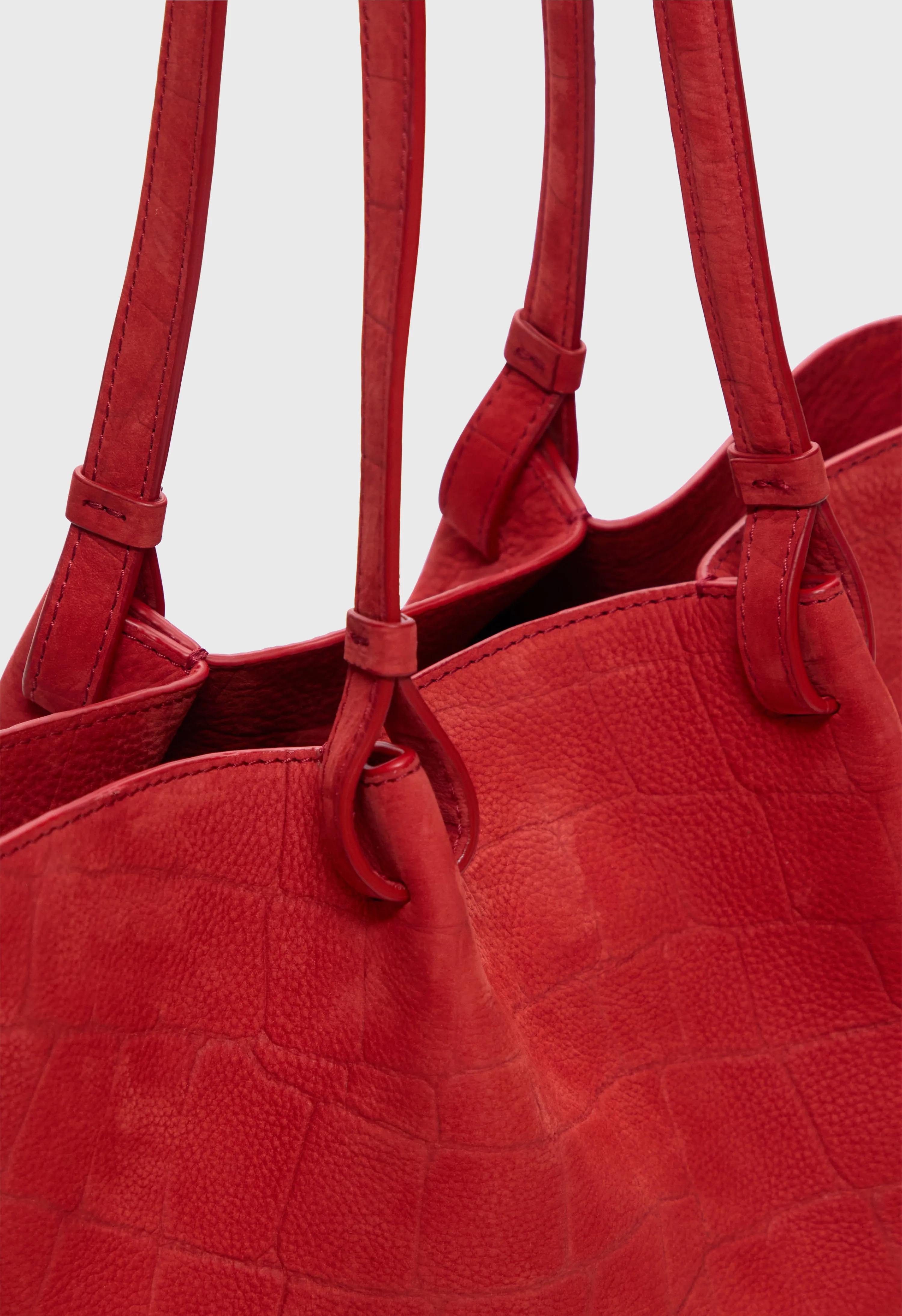 DOYLE Circular tote bag sold by Loulou De Saison product image thumbnail 4