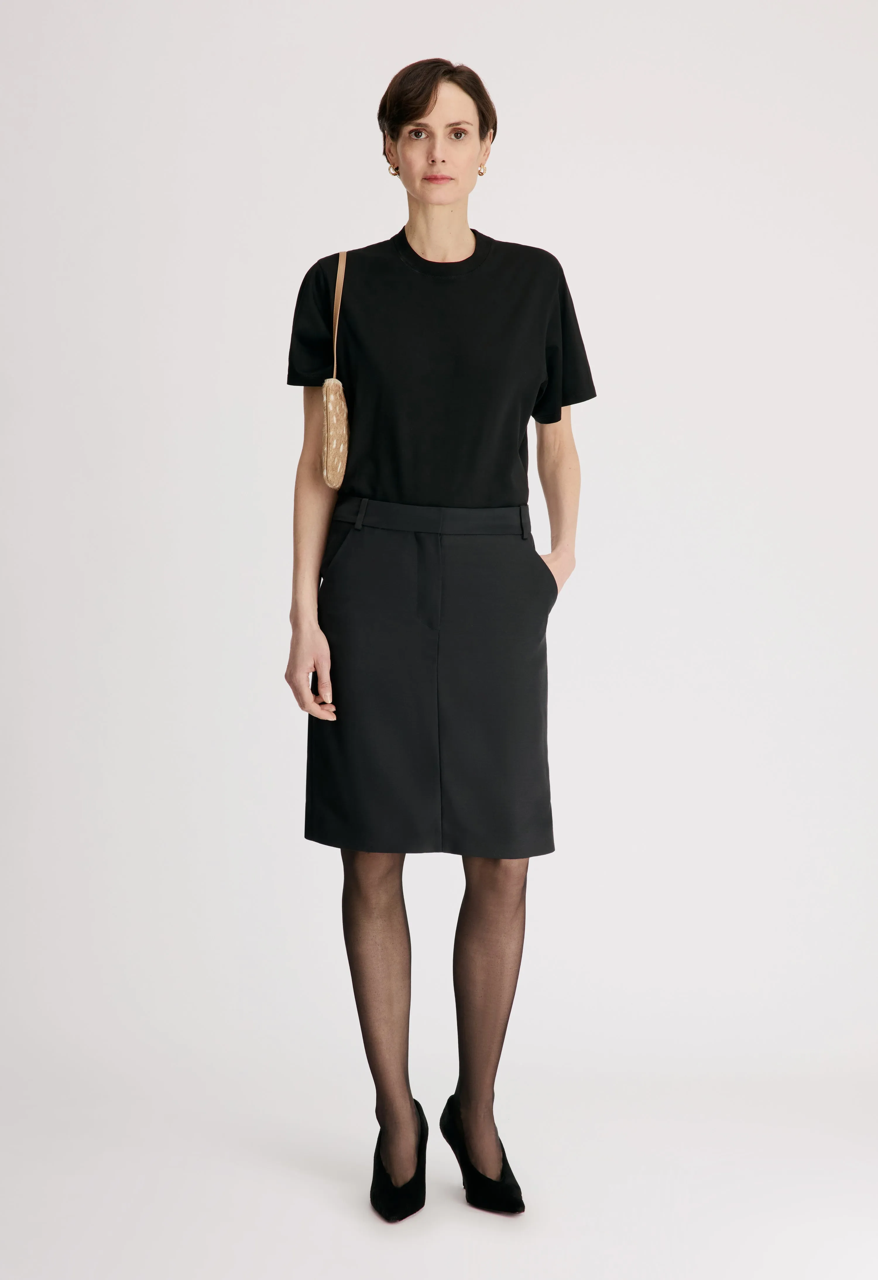 ELSIE Straight skirt sold by Loulou De Saison
