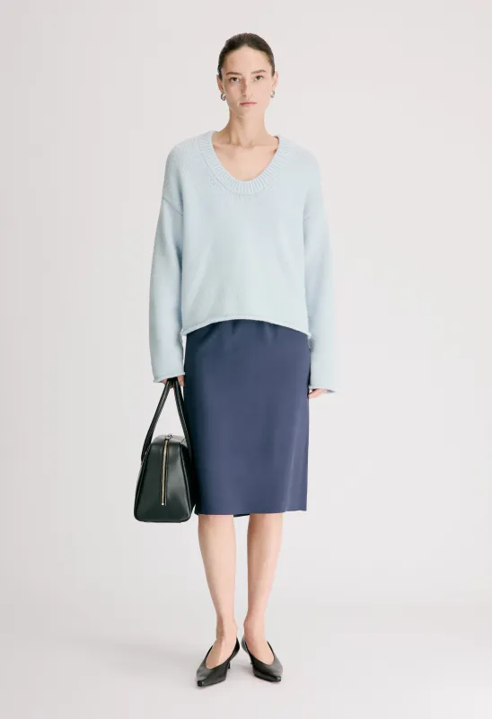 DERRY LDS U neck cashmere sweater made by Loulou De Saison