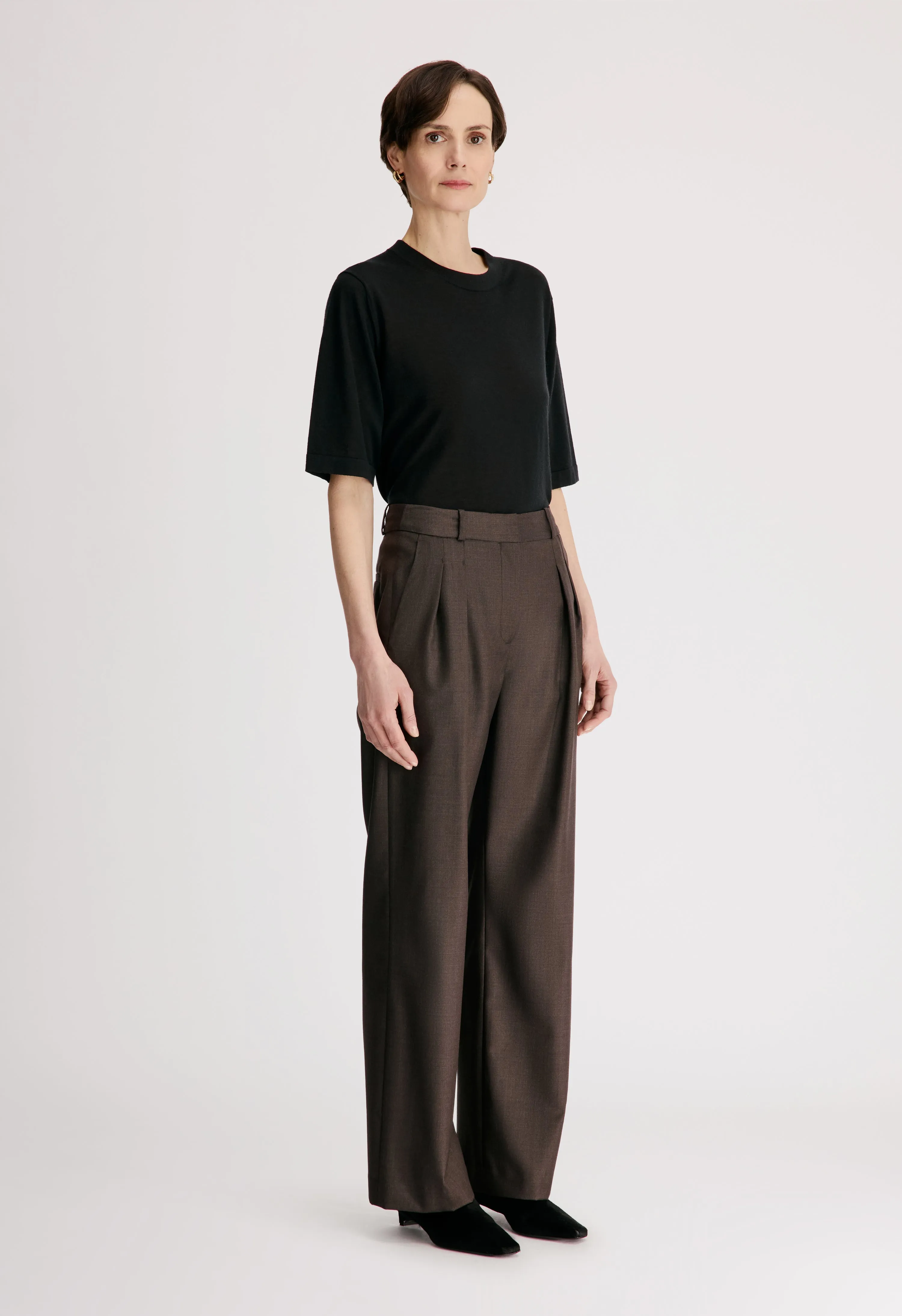 SBIRU LDS Virgin wool pleated trousers sold by Loulou De Saison product image thumbnail 3