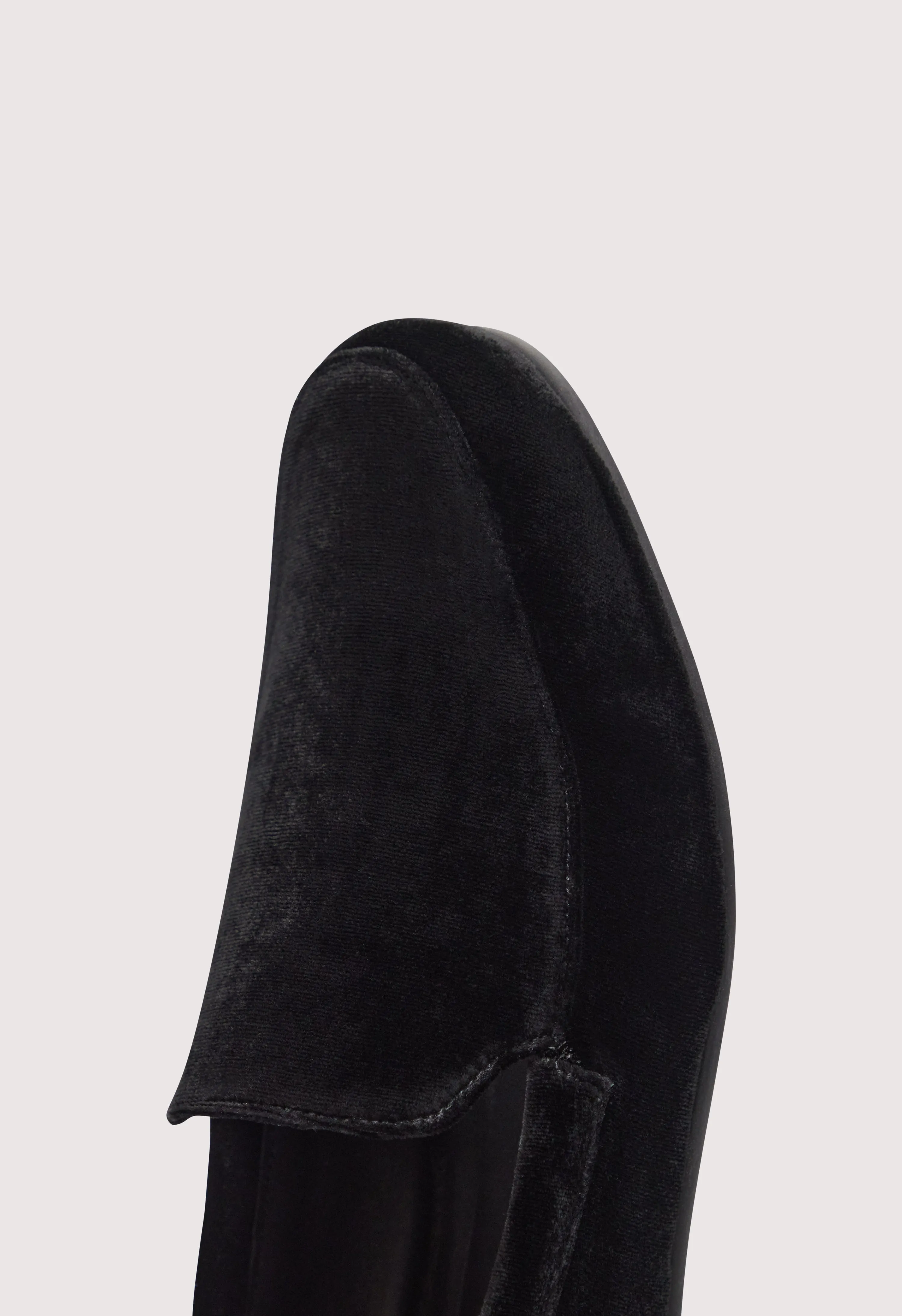 BERT Velvet loafers sold by Loulou De Saison product image thumbnail 4