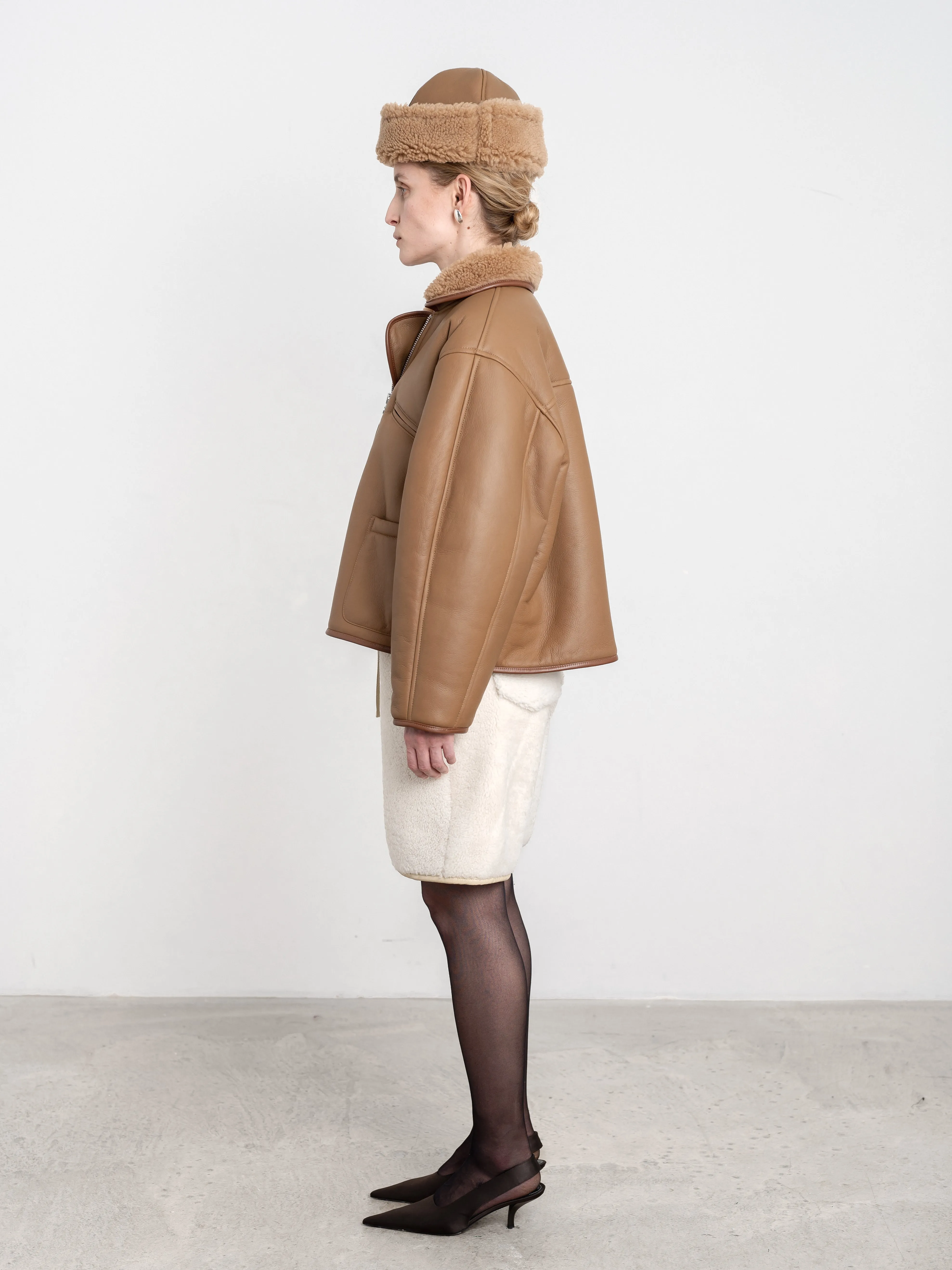 LEATHER BACK CURLY HAIR SHEEPSKIN FLYING JACKET sold by Cawley product image thumbnail 3