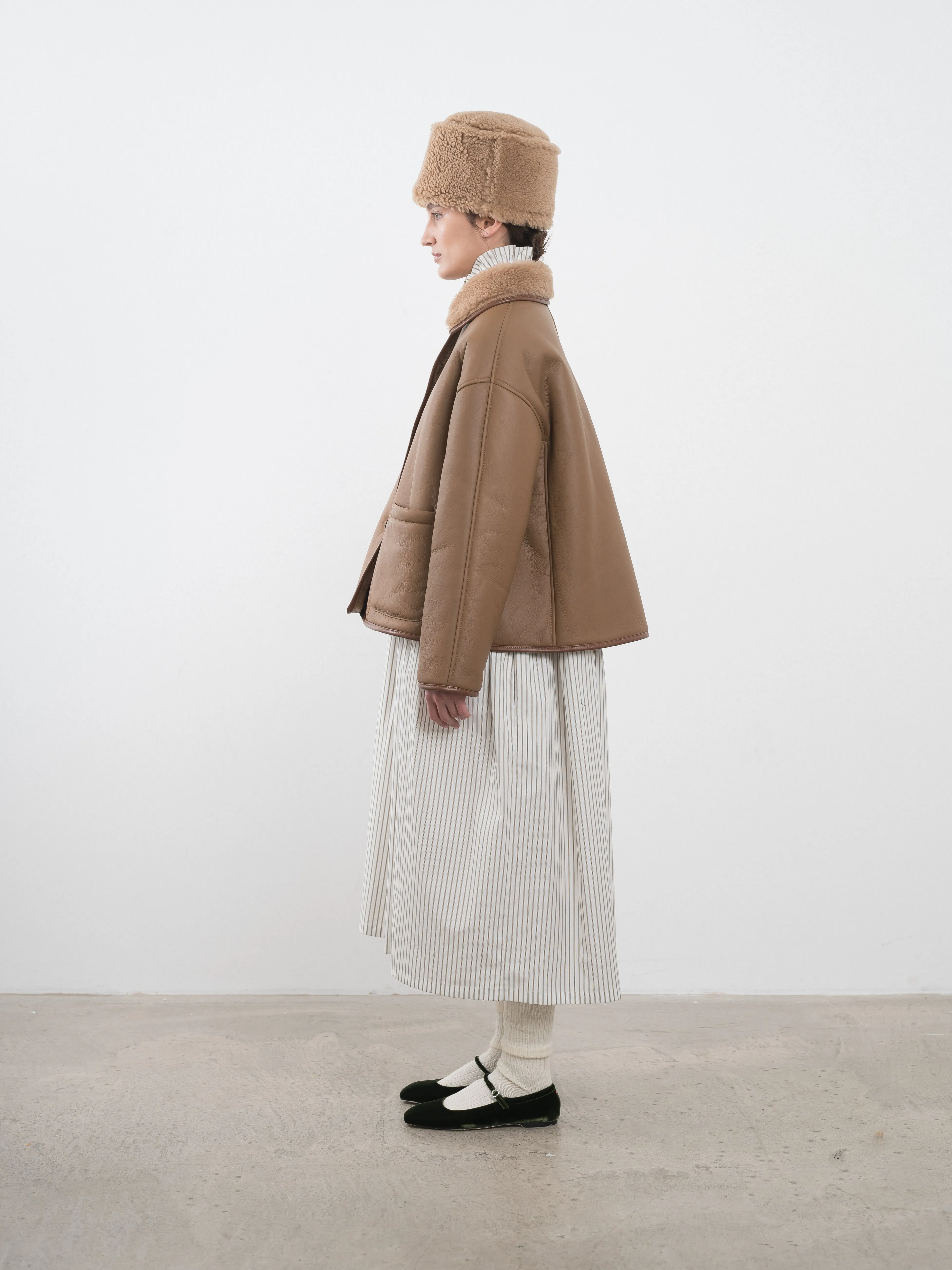 LEATHER BACK CURLY HAIR AVIS JACKET sold by Cawley product image thumbnail 3