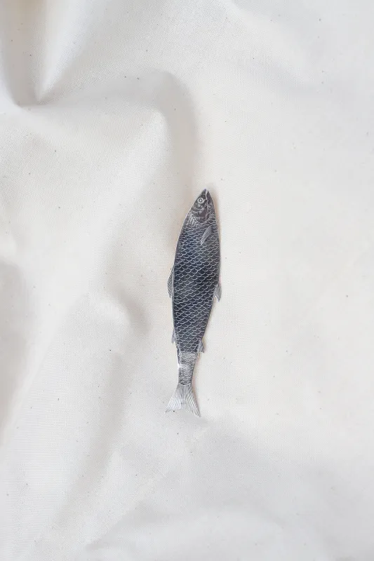 Fish Pin - 925 Sterling Silver made by Cawley