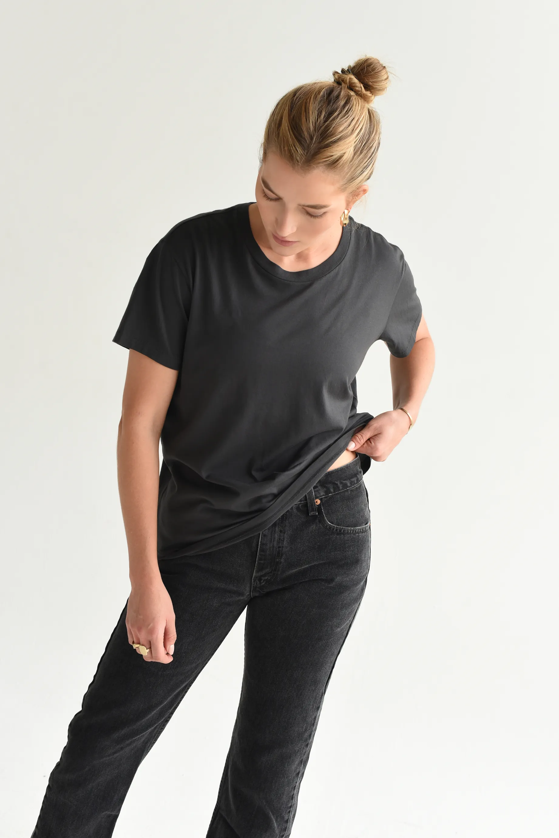 Charcoal sold by 864 product image thumbnail 3