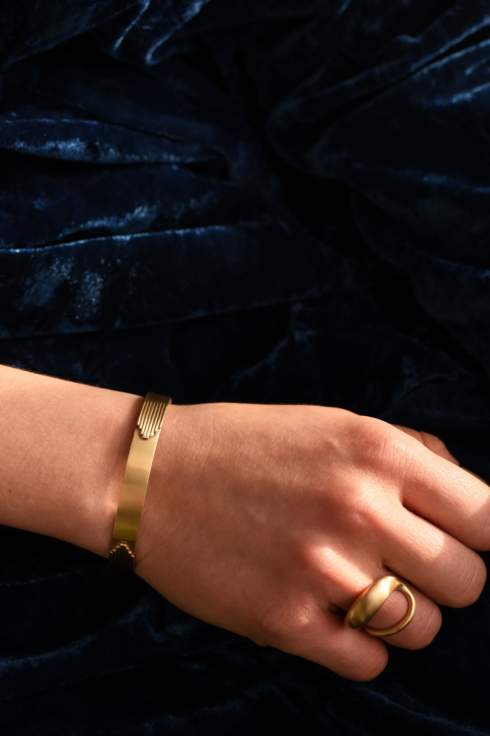 Cuff / CU-H-39 sold by 864 product image thumbnail 2