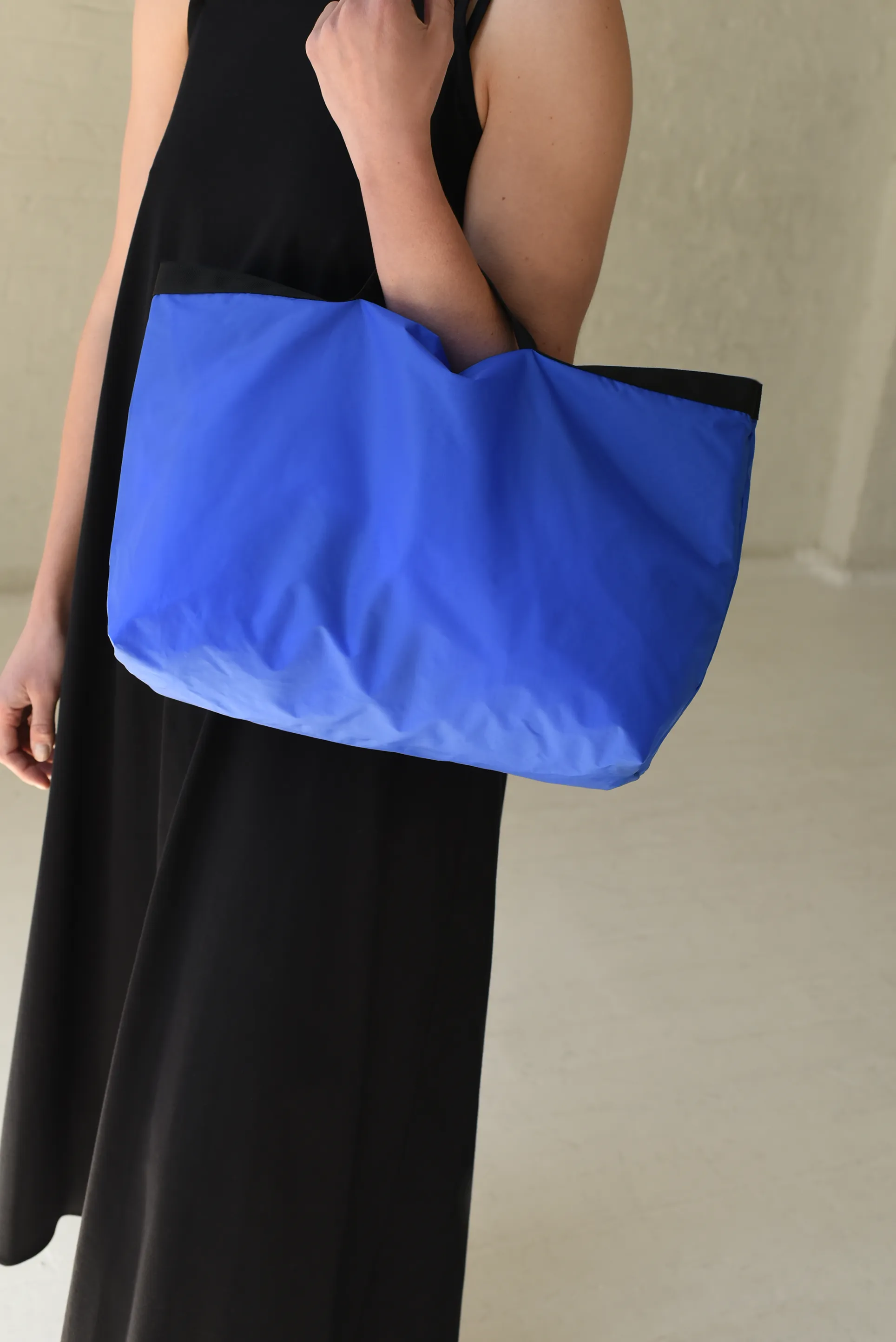 ROYAL BLUE / BLACK (RN-M-08) sold by 864 product image thumbnail 4