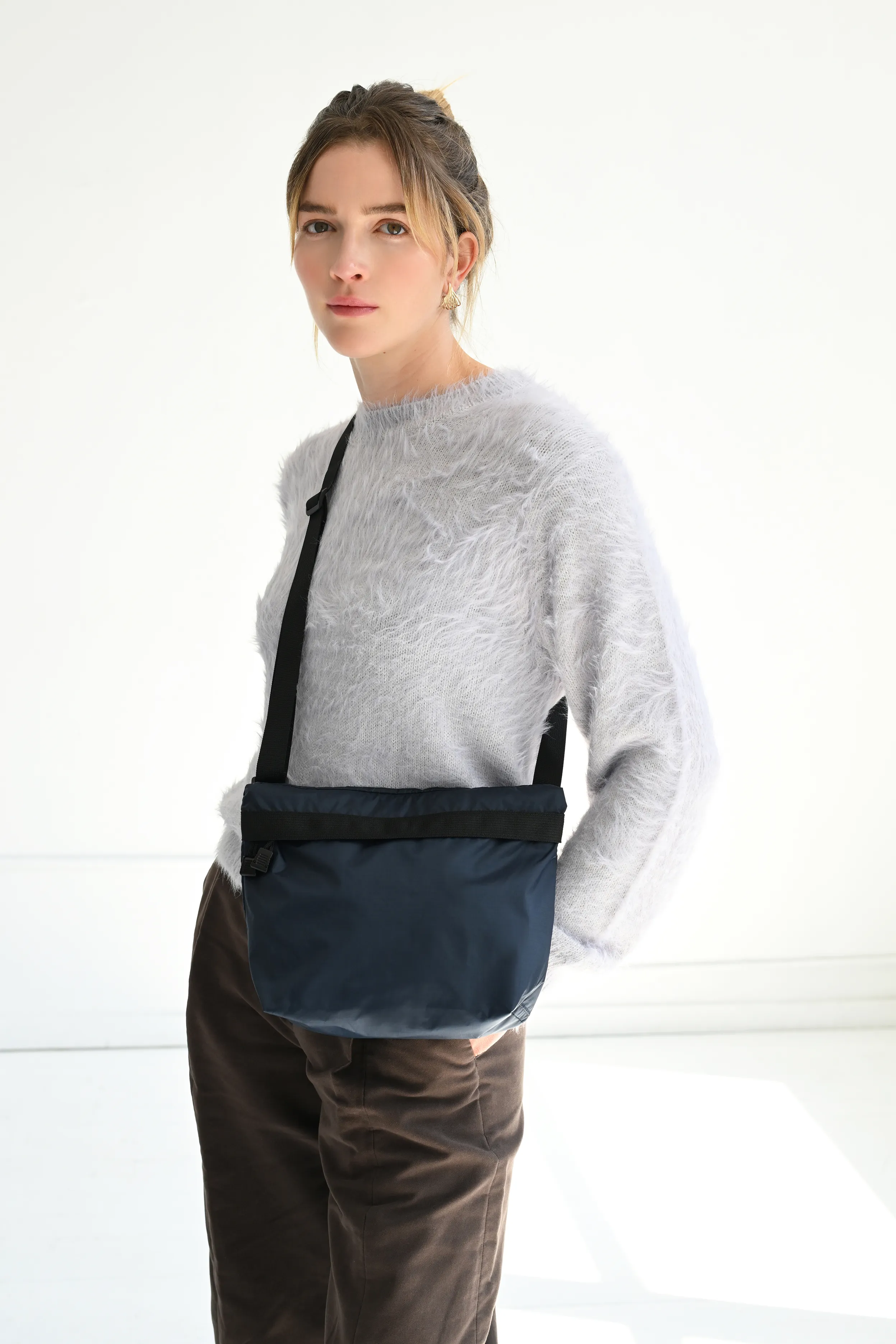 NAVY/BLACK (RN-CR-04) sold by 864 product image thumbnail 5