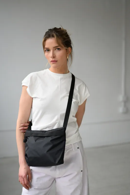 BLACK/BLACK (RN-CR-01) sold by 864