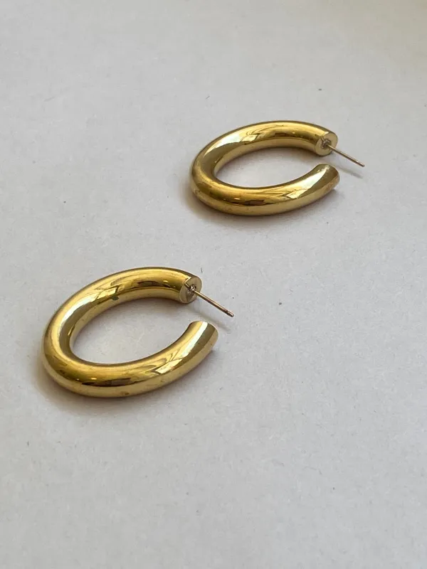 Mini Curve Earrings Sample Sale made by Laura Lombardi