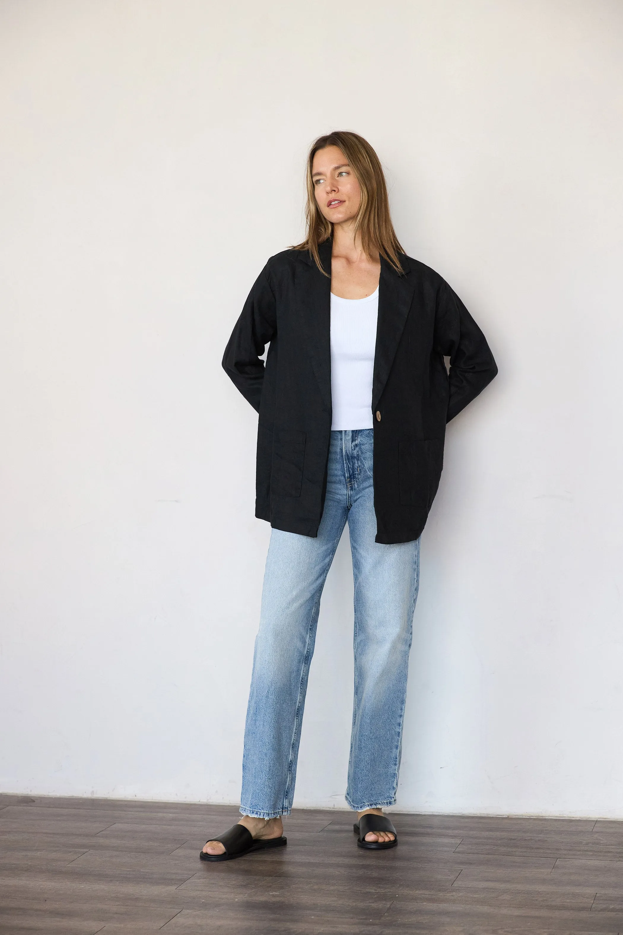 Linen Blazer sold by It is well L.A. product image thumbnail 2