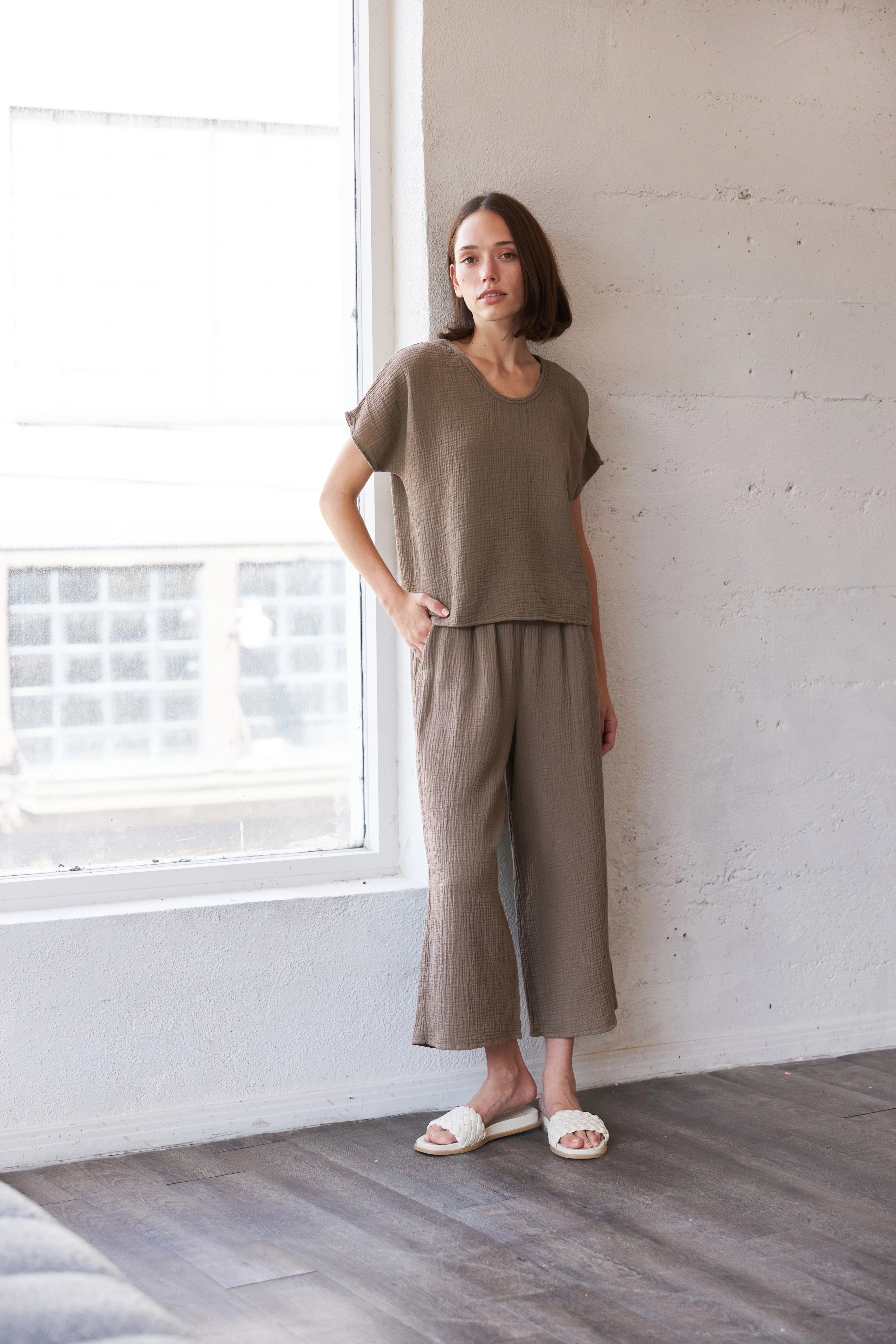 Organic Wide Gauze Pant sold by It is well L.A. product image thumbnail 4