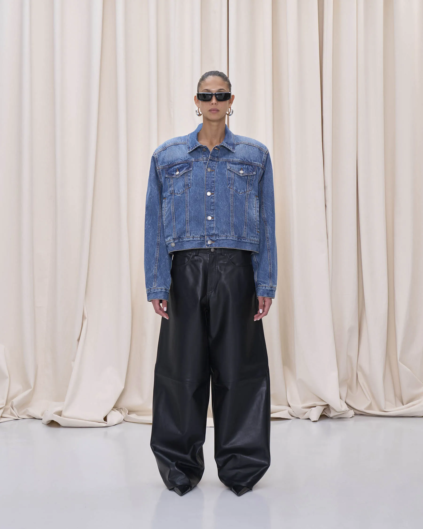 RENEE JACKET // AUTHENTIC DARK WASH sold by Haikure product image thumbnail 3