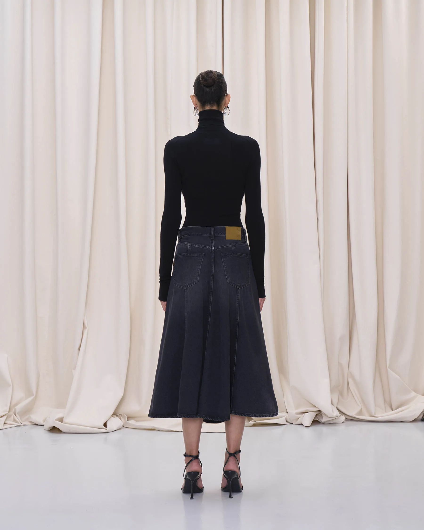 MID SERENITY SKIRT // MID BLACK sold by Haikure product image thumbnail 4