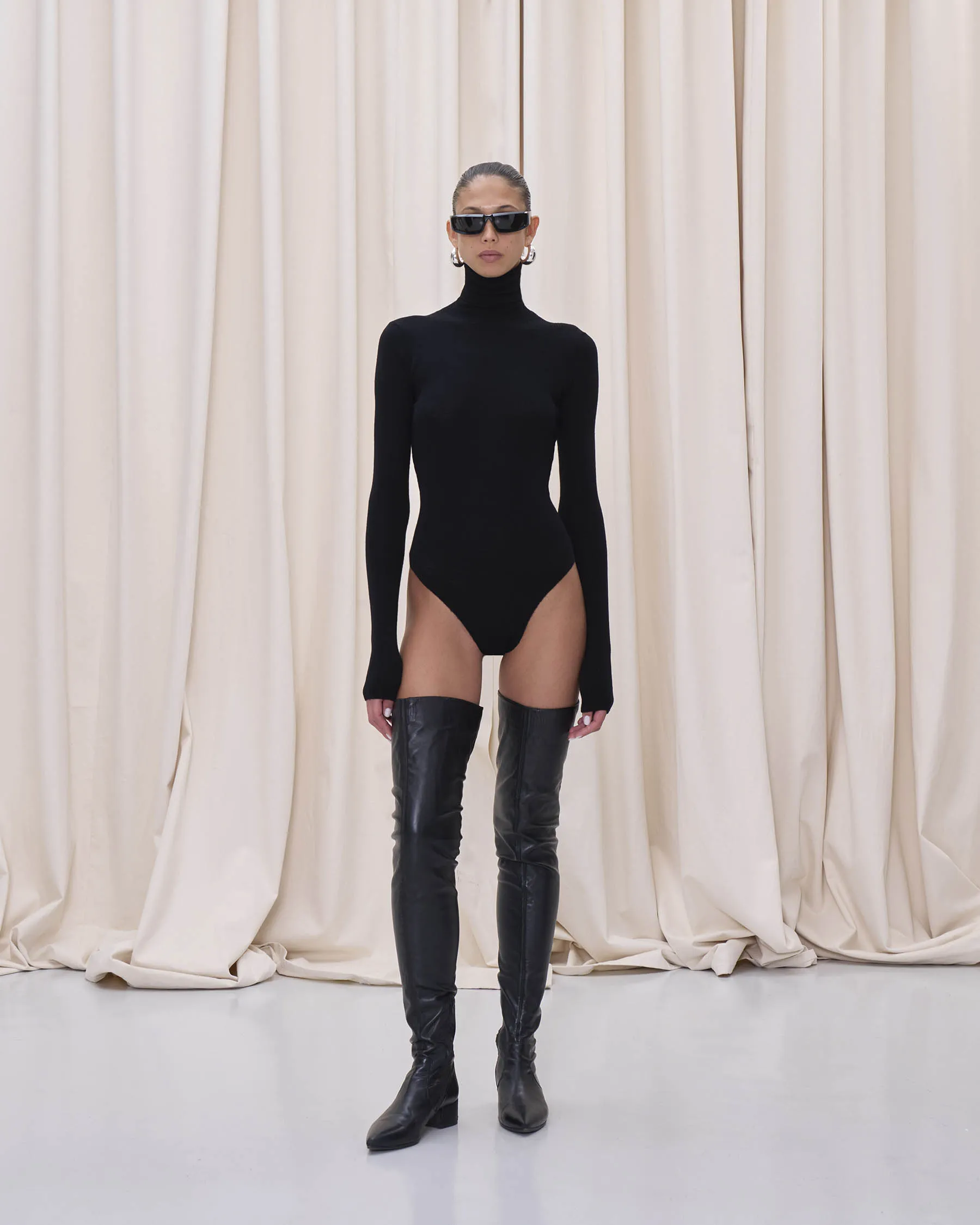 CARA BODY // BLACK sold by Haikure