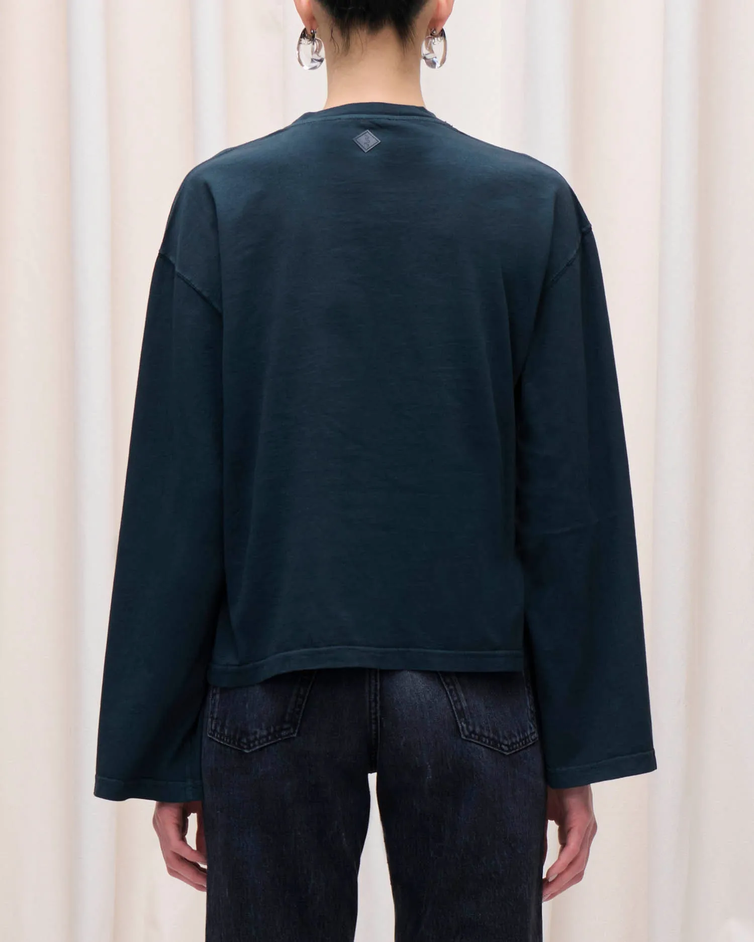 LIV T-SHIRT BLACK // BLACK sold by Haikure product image thumbnail 4