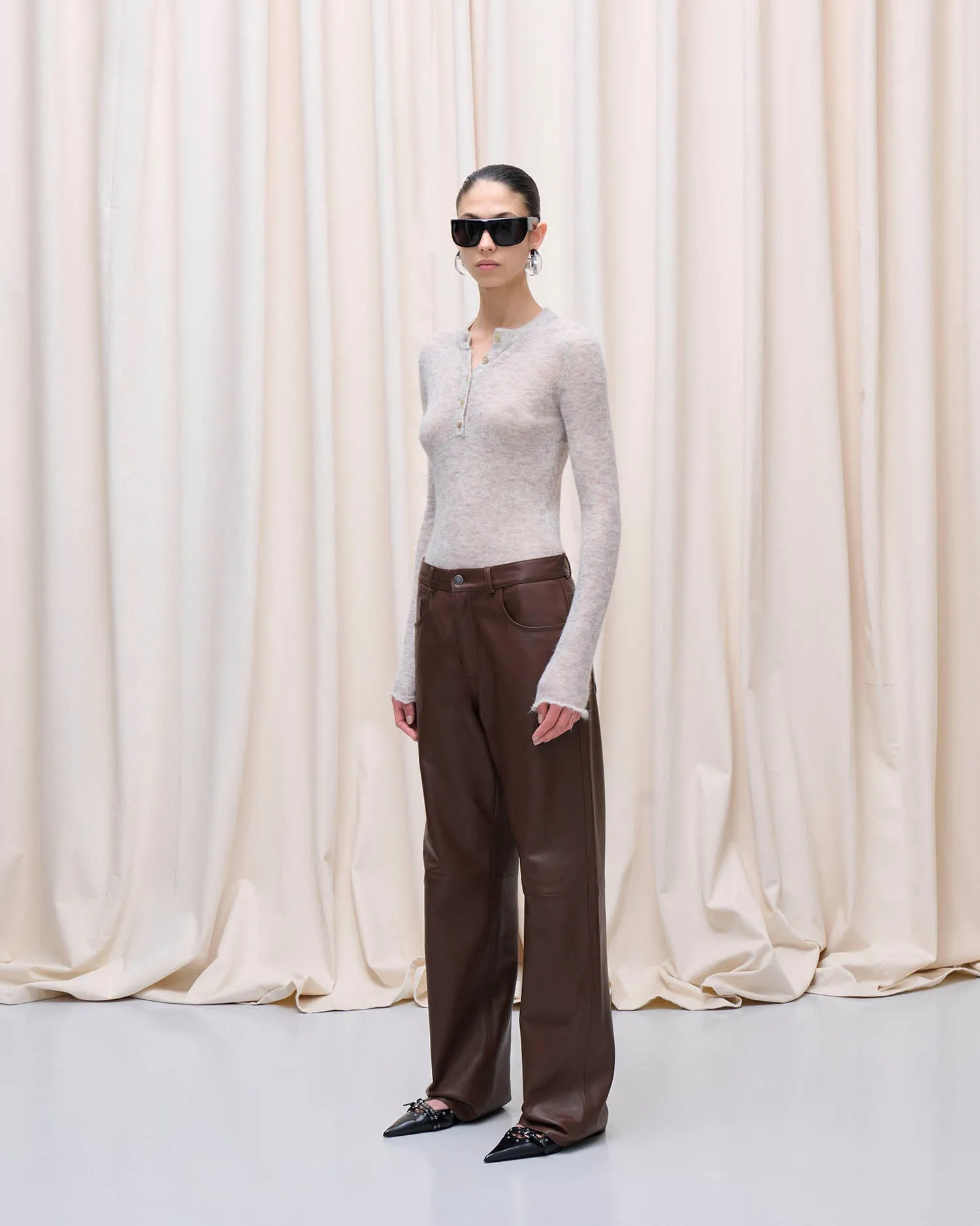 LUCY BODY // BEIGE sold by Haikure product image thumbnail 4
