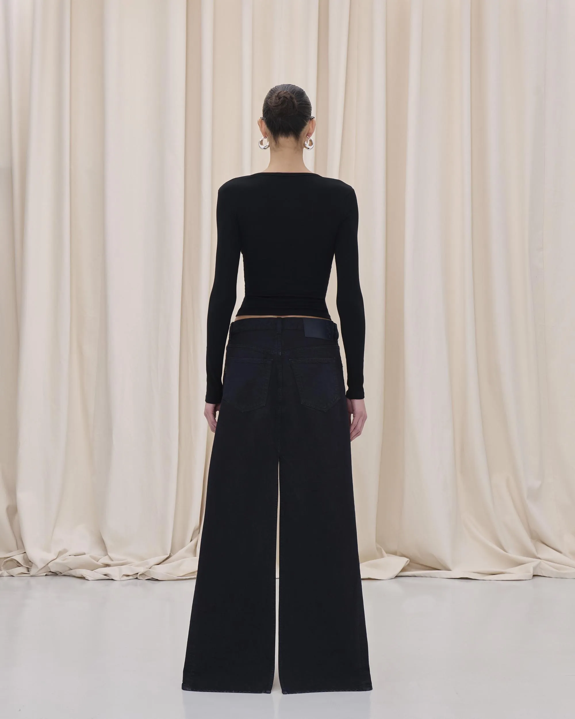GANA BULL SKIRT // CARBON sold by Haikure product image thumbnail 4