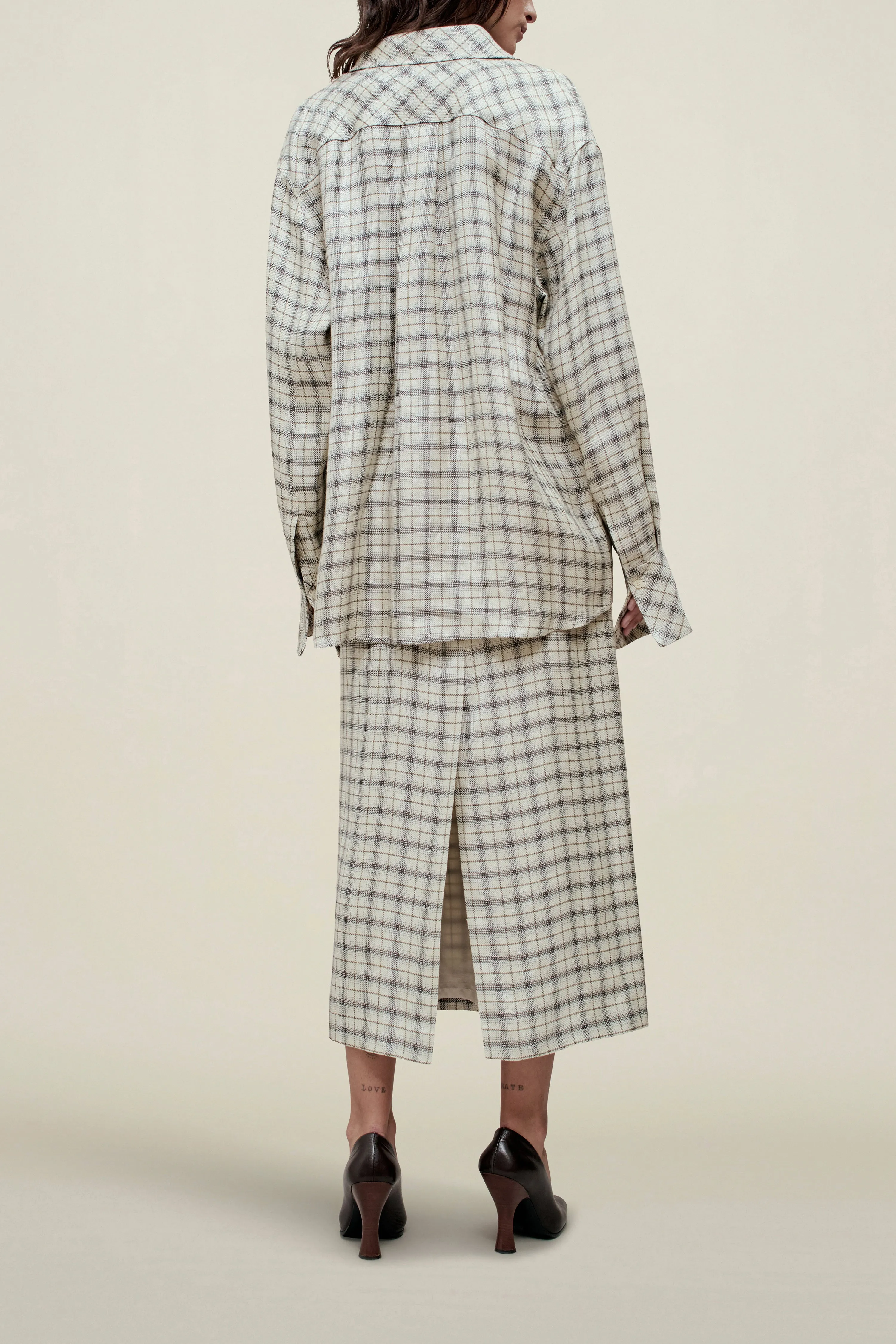 Mollie Button Down in Linen Viscose sold by Kall Meyer product image thumbnail 5