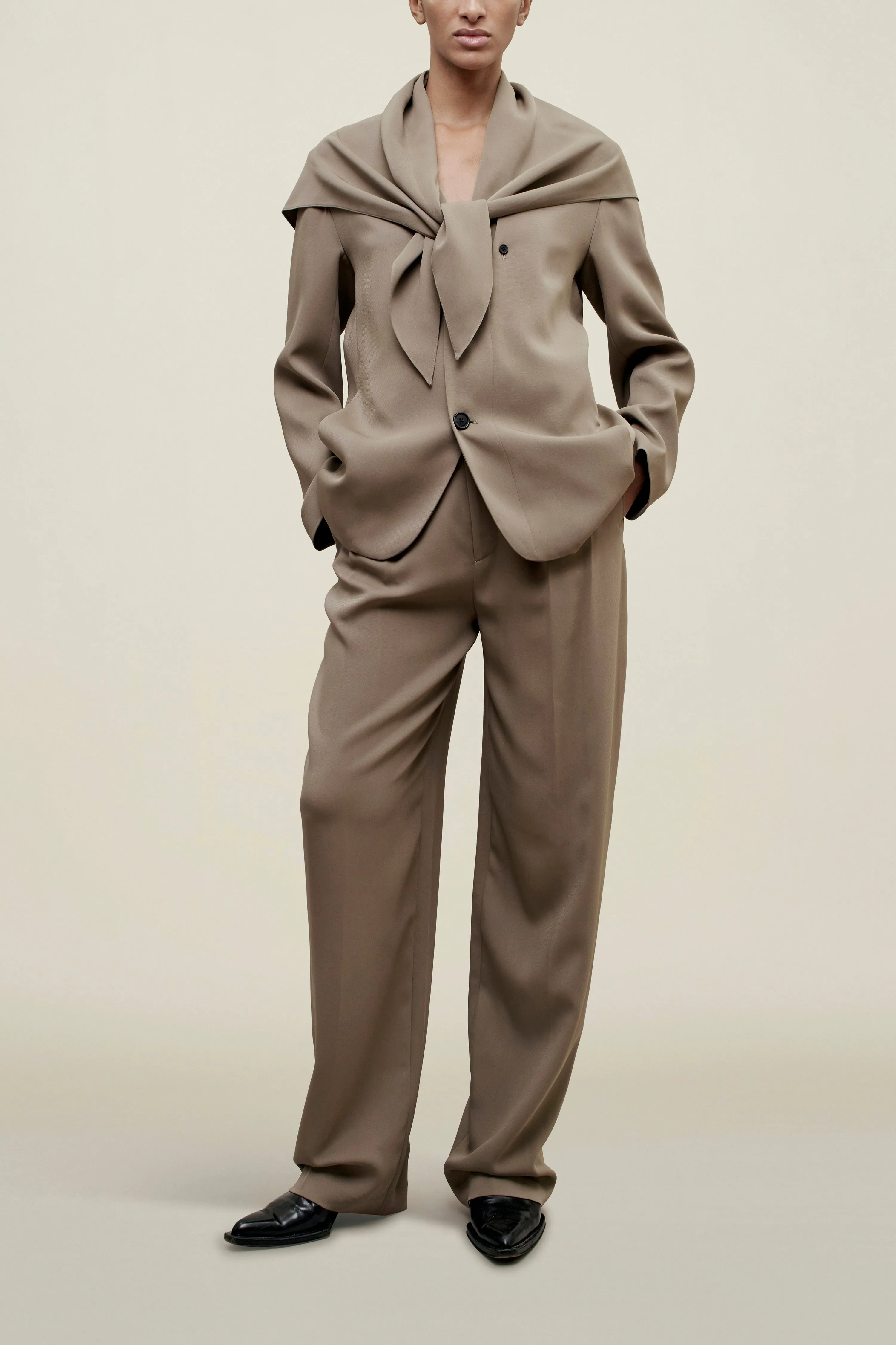 Jamie Scarf Blazer in Viscose Cady sold by Kall Meyer product image thumbnail 2