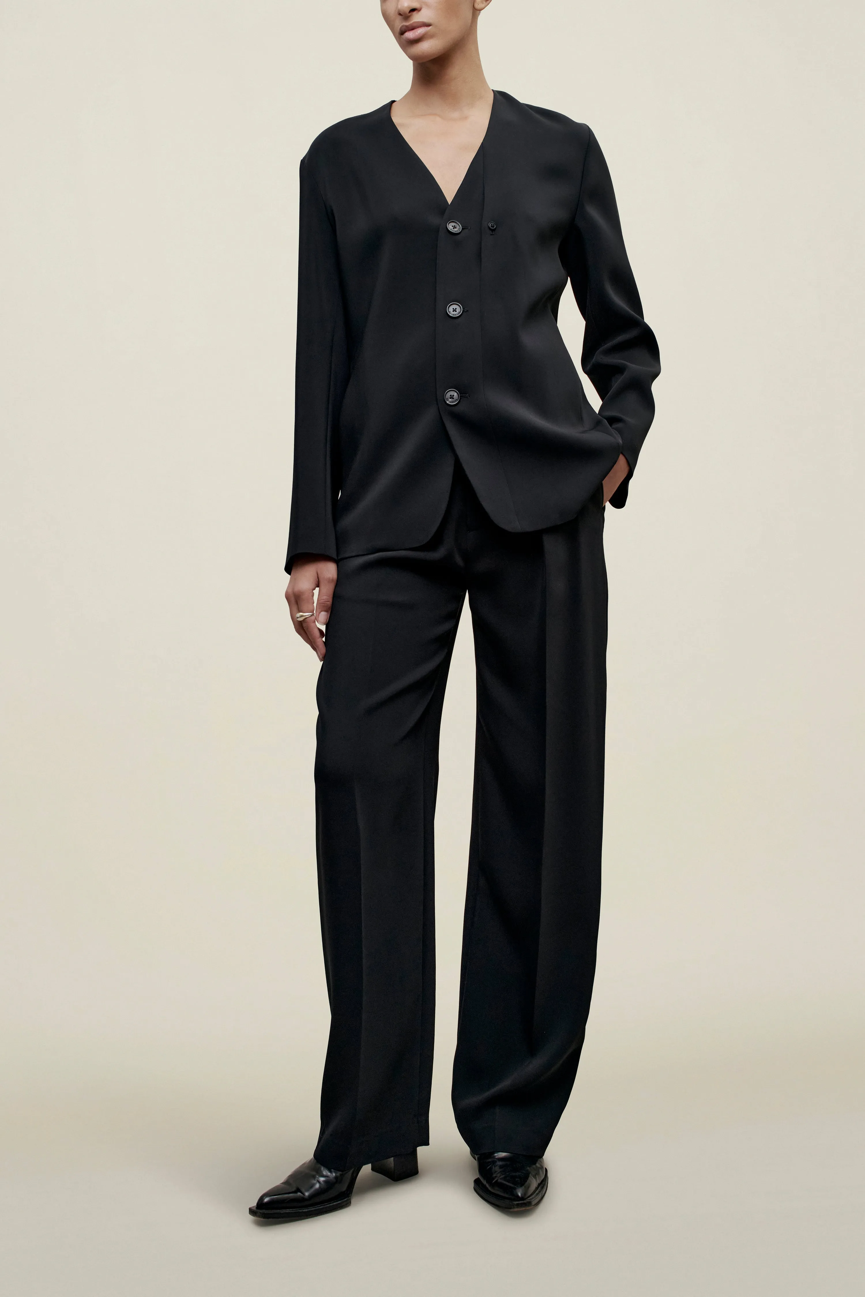 Jamie Scarf Blazer in Viscose Cady sold by Kall Meyer product image thumbnail 3