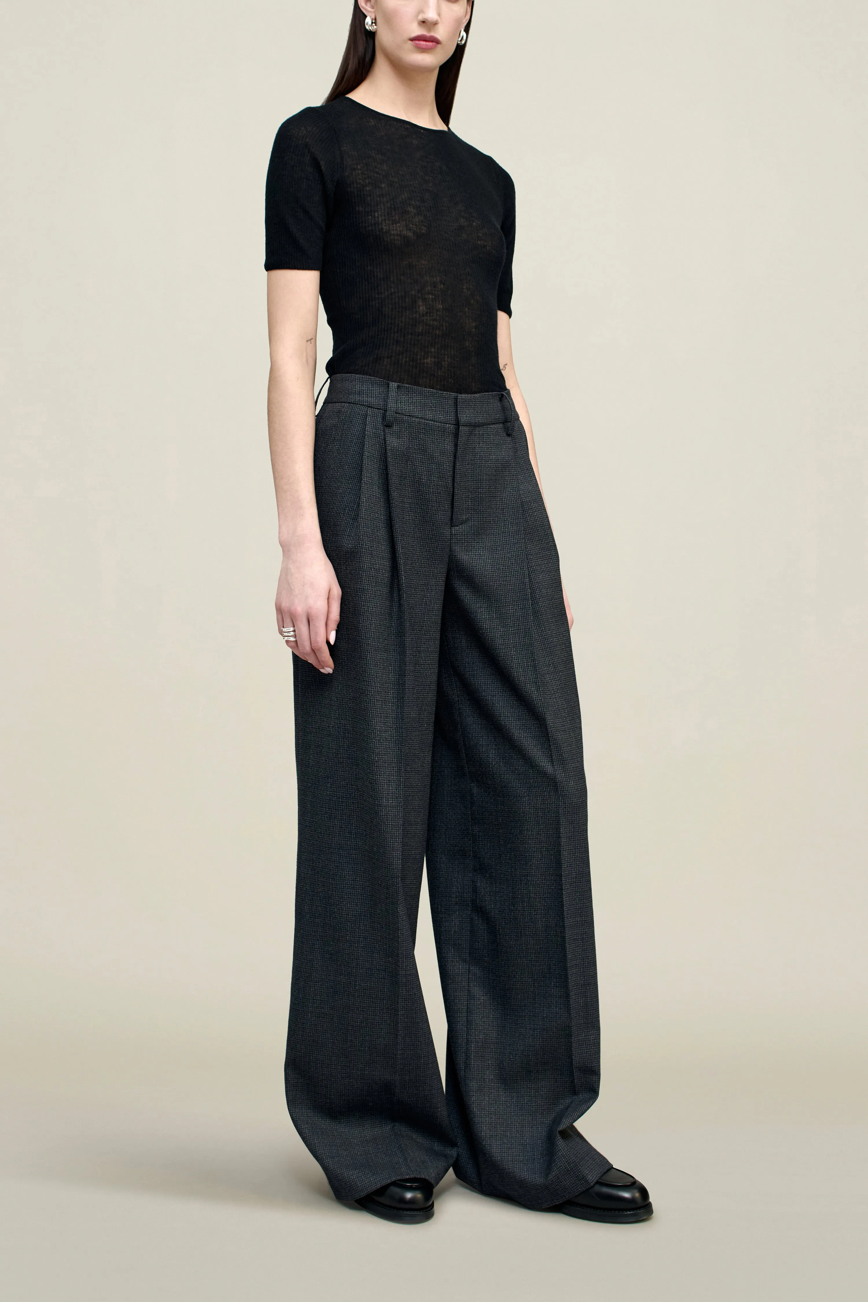 Roxana Low-Rise Trouser in Light Wool Suiting sold by Kall Meyer product image thumbnail 4