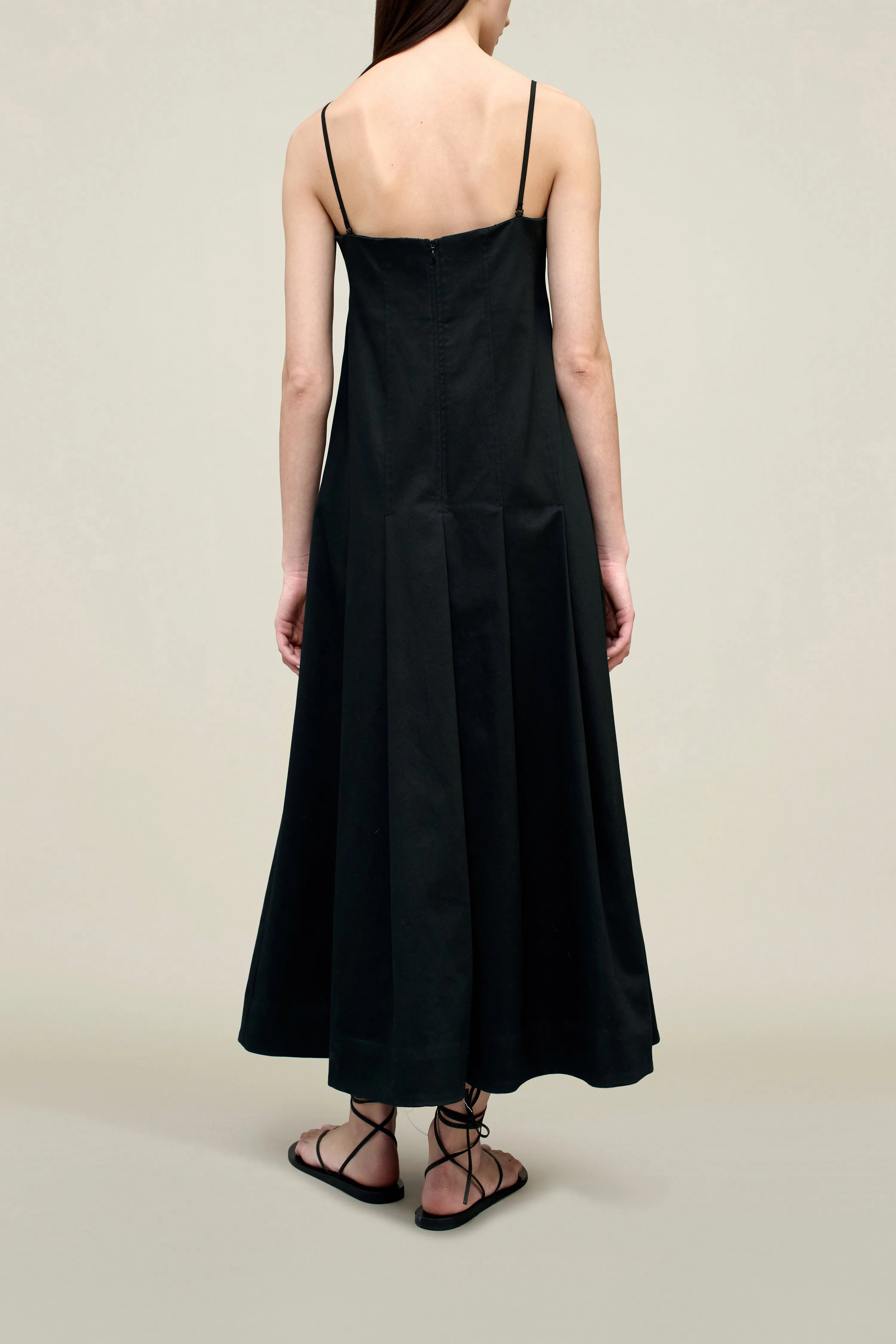Maeve Pleated Dress in Cotton Twill sold by Kall Meyer product image thumbnail 4
