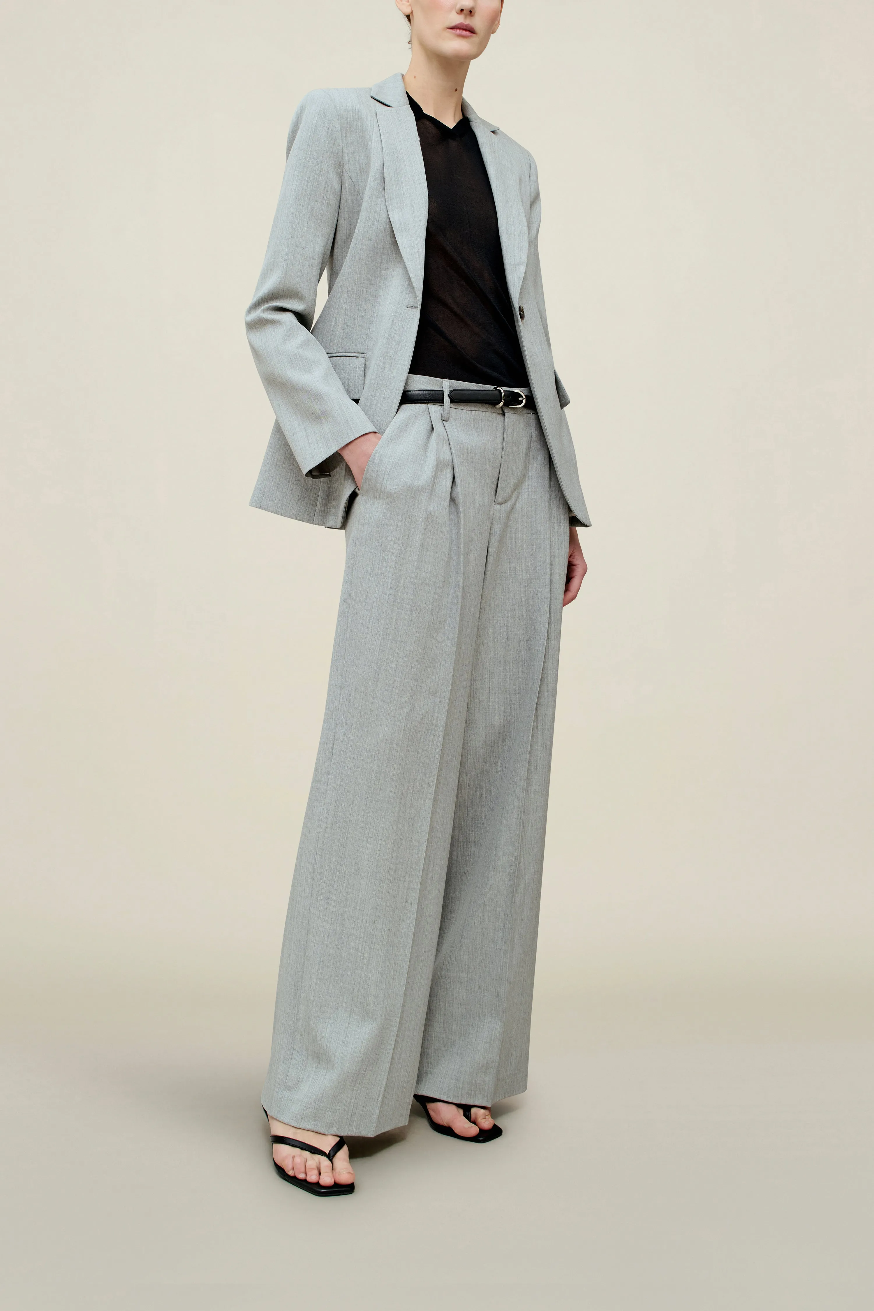 Roxana Low-Rise Trouser in Tropical Wool sold by Kall Meyer product image thumbnail 2