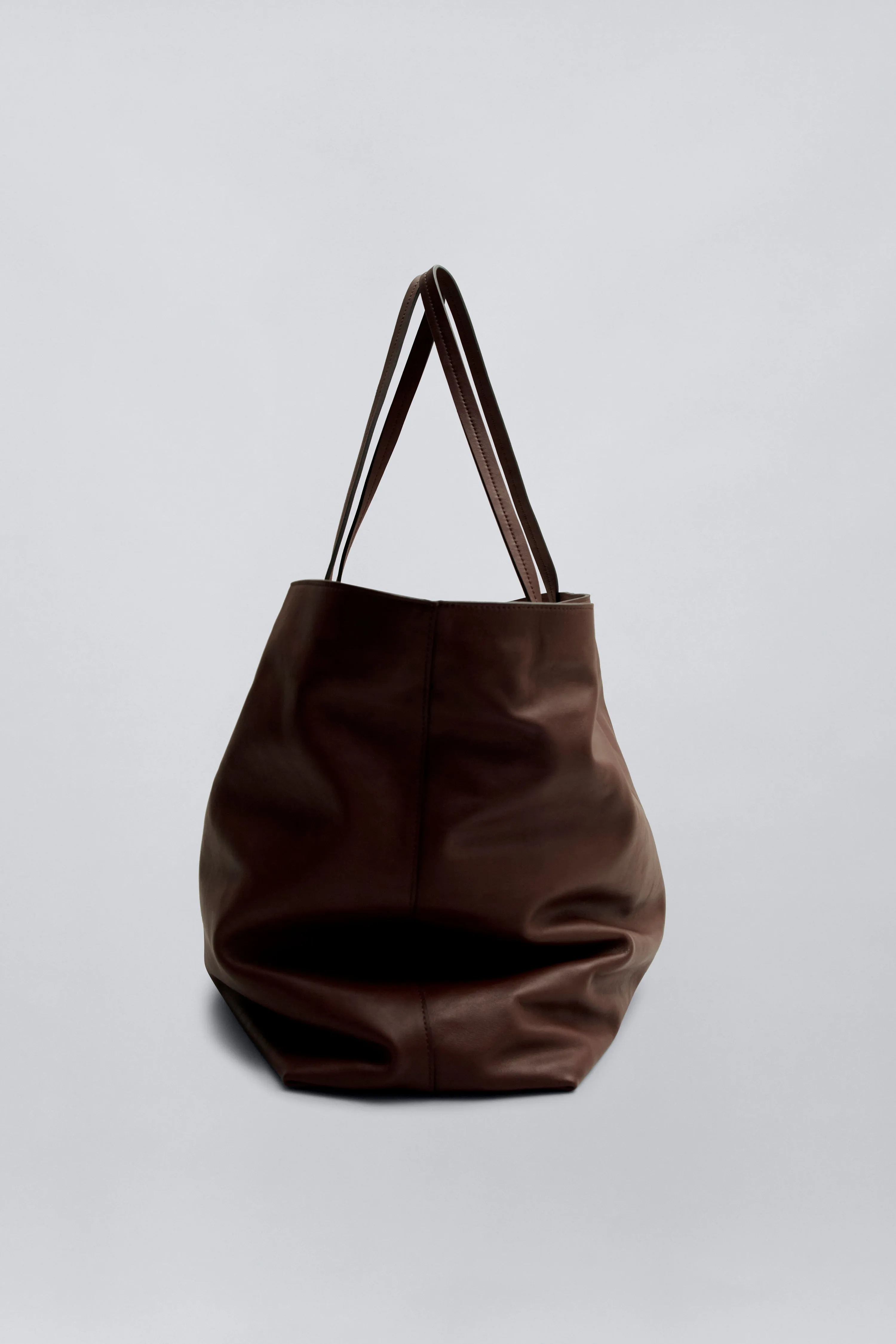 Weekender Bag in Leather sold by Kall Meyer product image thumbnail 3