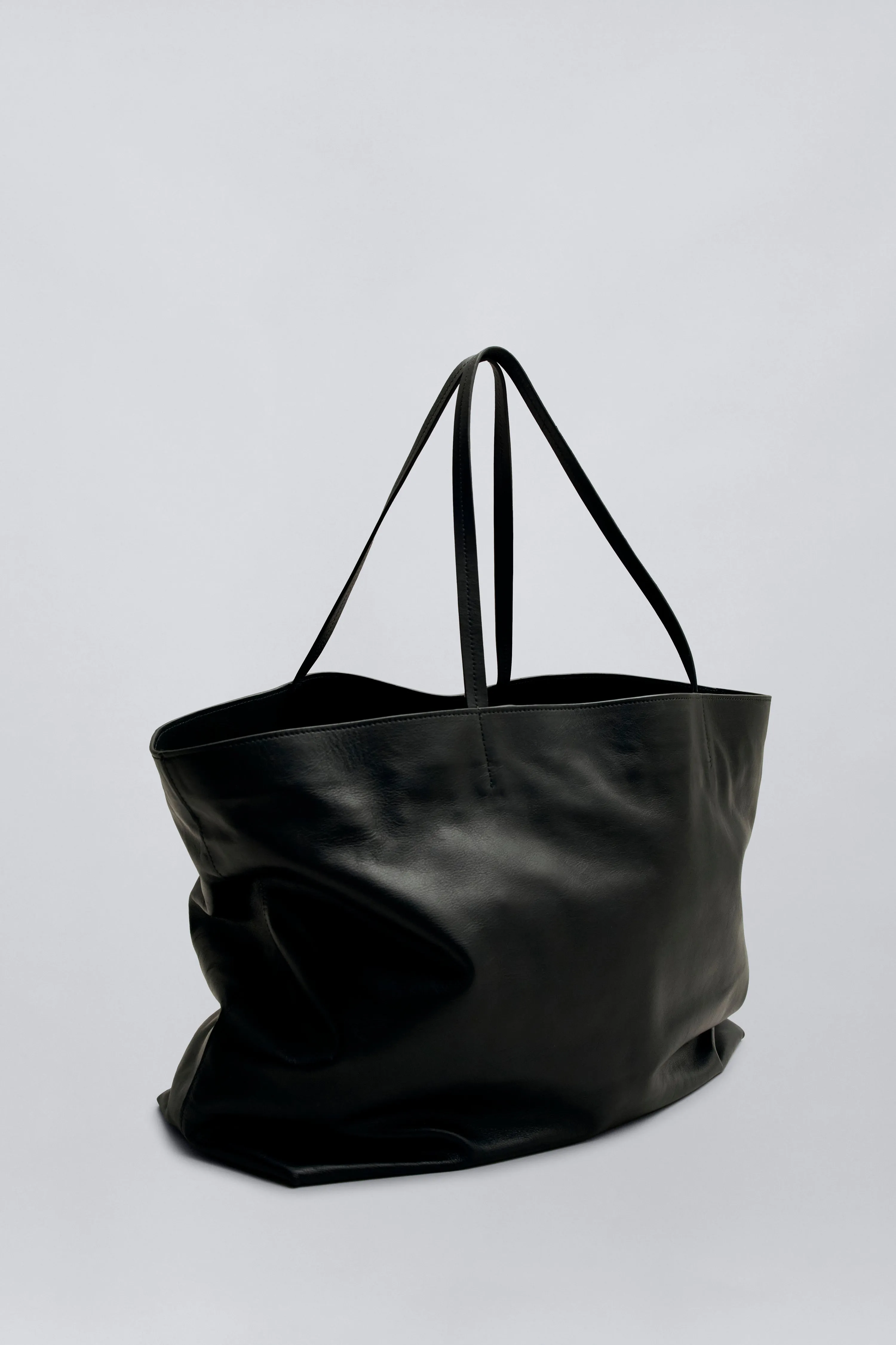 Weekender Bag in Leather sold by Kall Meyer product image thumbnail 2