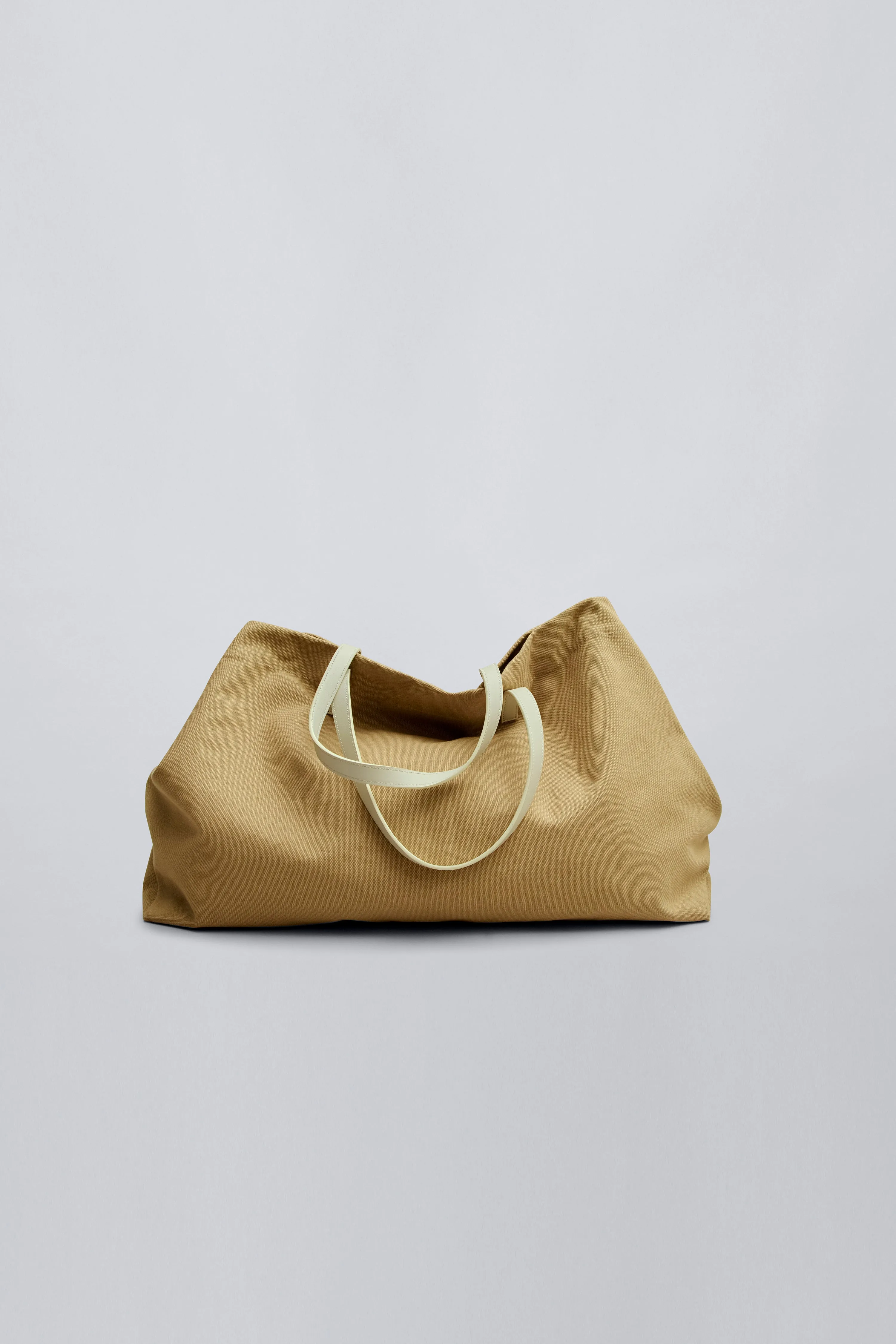 Cottage Tote in Canvas sold by Kall Meyer product image thumbnail 4