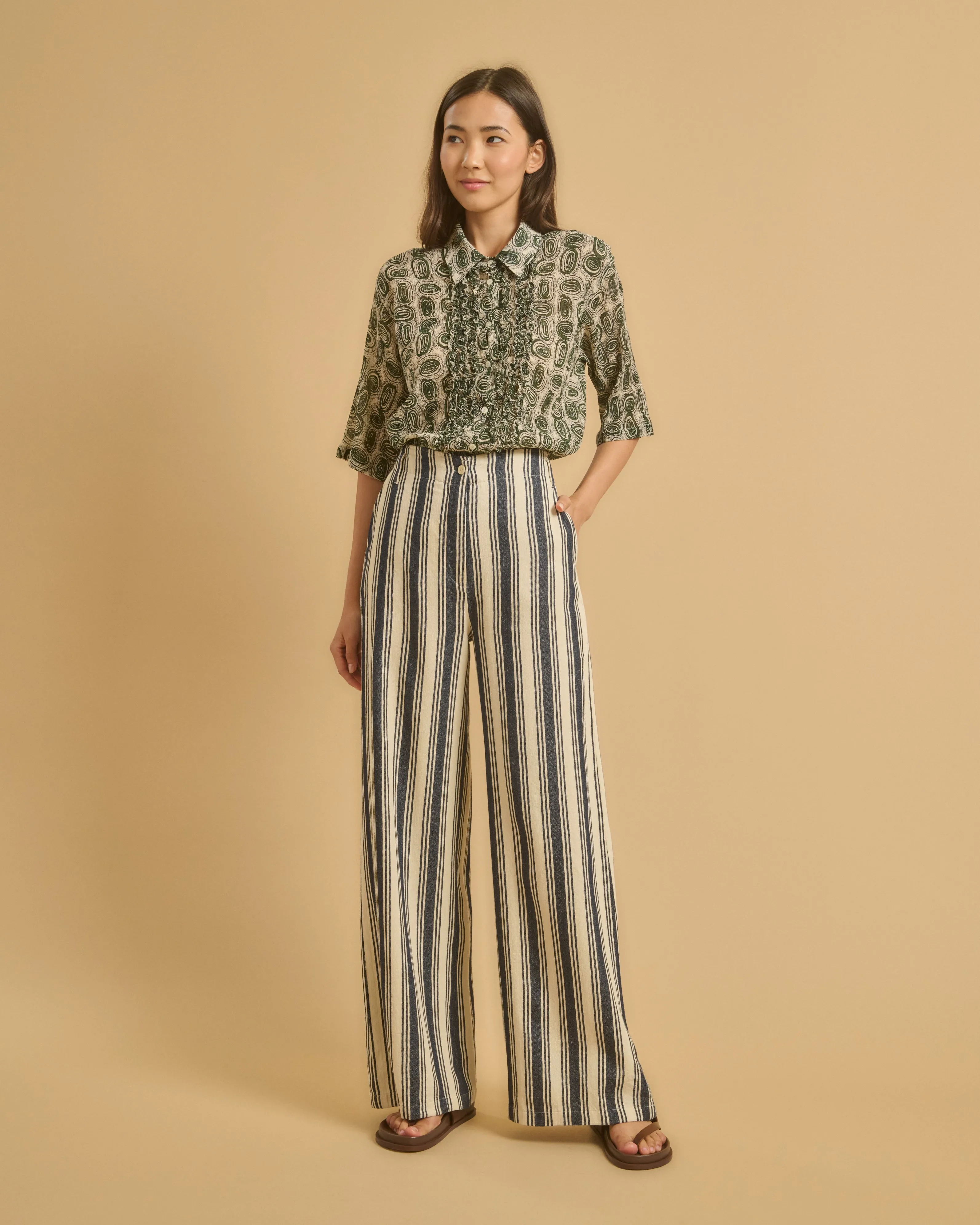 PANTALON POMEO sold by Diega