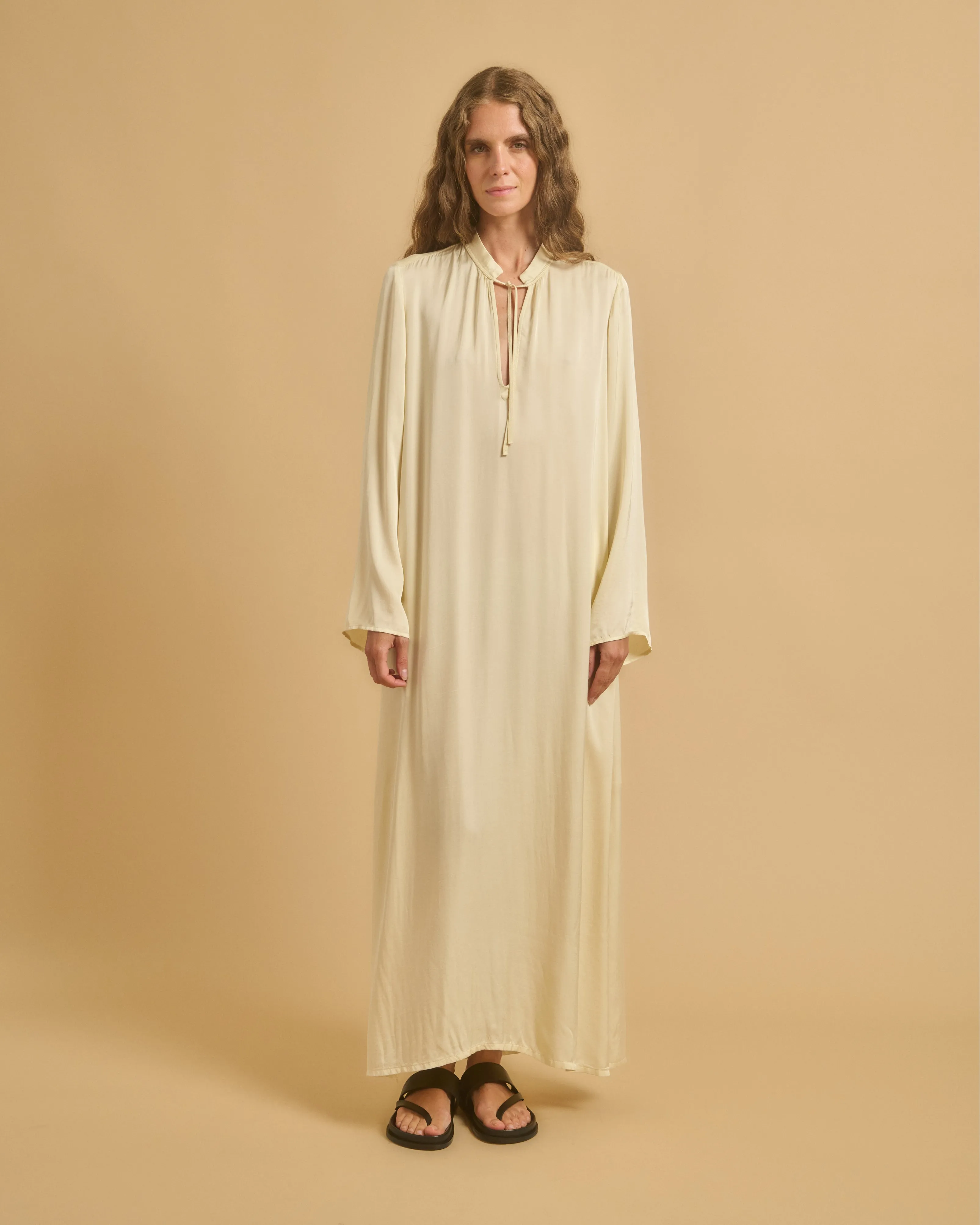 ROBE ROMIRA sold by Diega