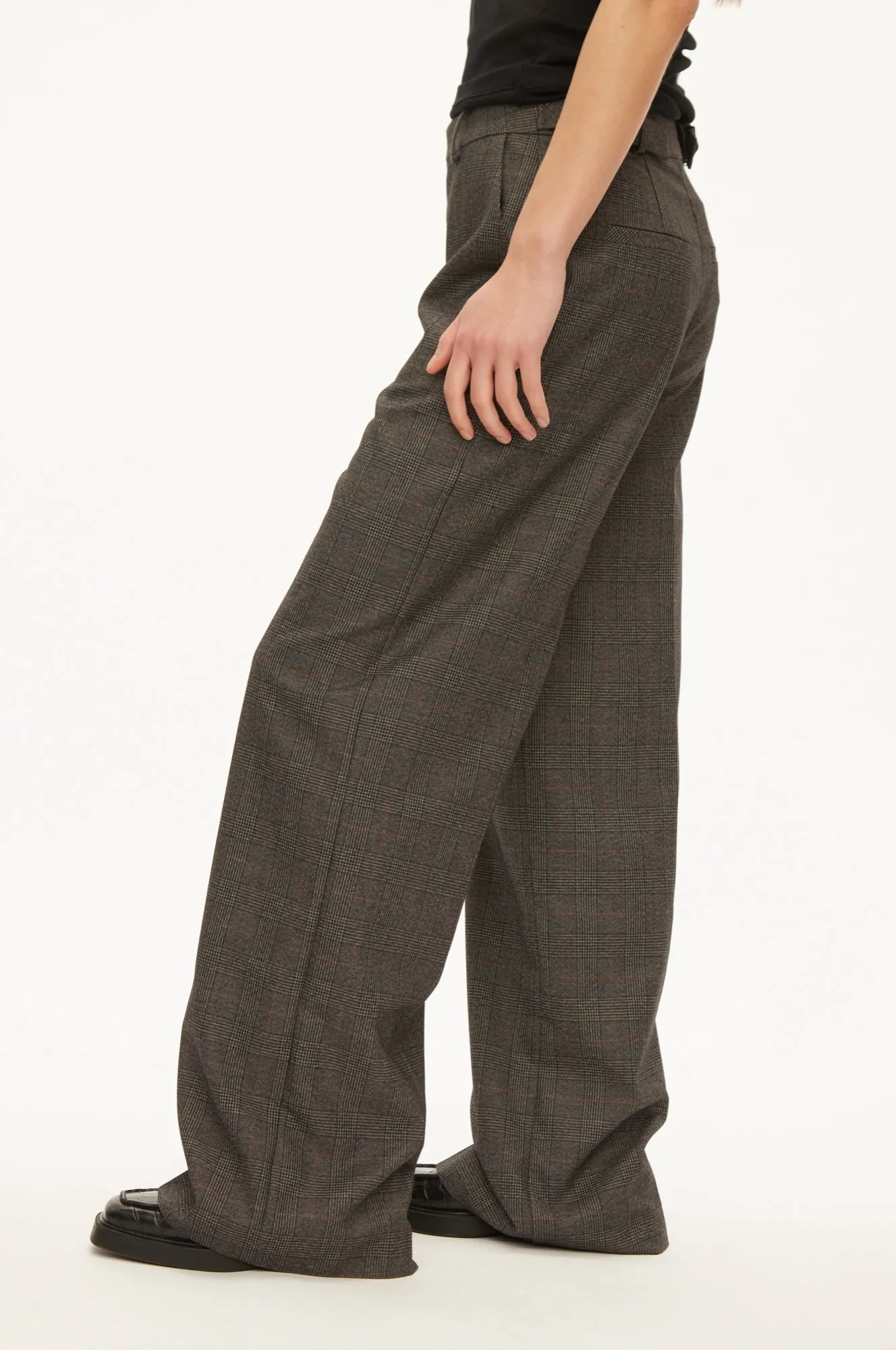 Suzi trousers sold by oval square product image thumbnail 4