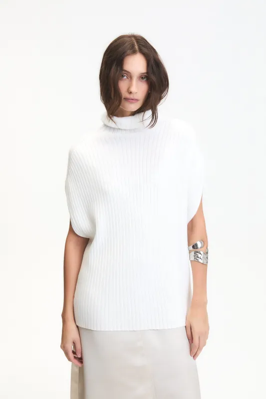 MARLON TURTLENECK VEST sold by Dèluc