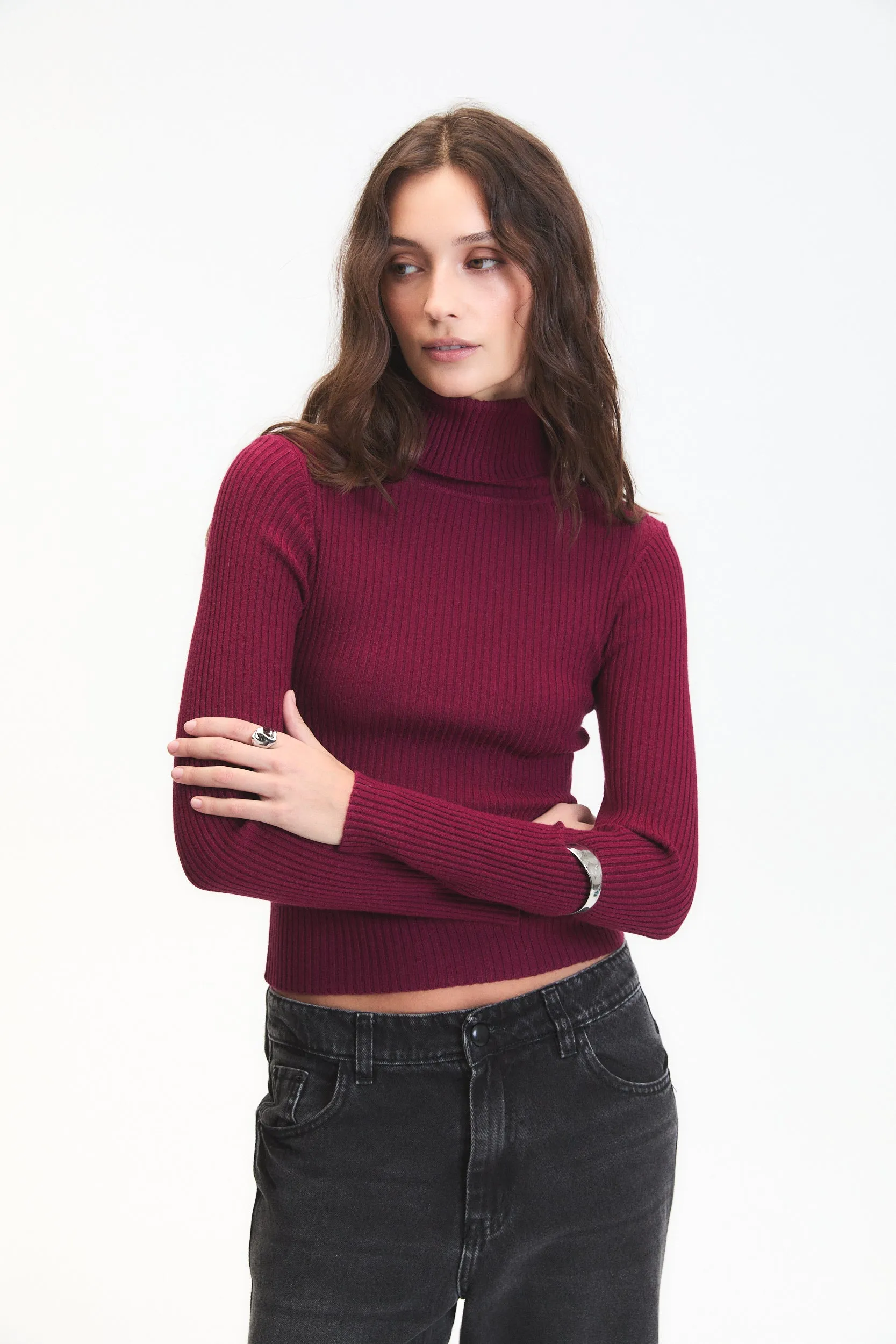 MYLO TURTLENECK SWEATER sold by Dèluc product image thumbnail 5