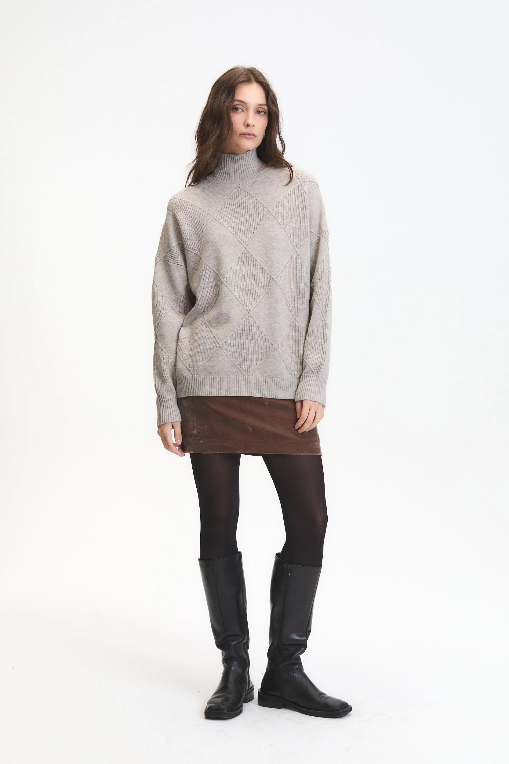 ASHER TURTLENECK SWEATER sold by Dèluc product image thumbnail 4