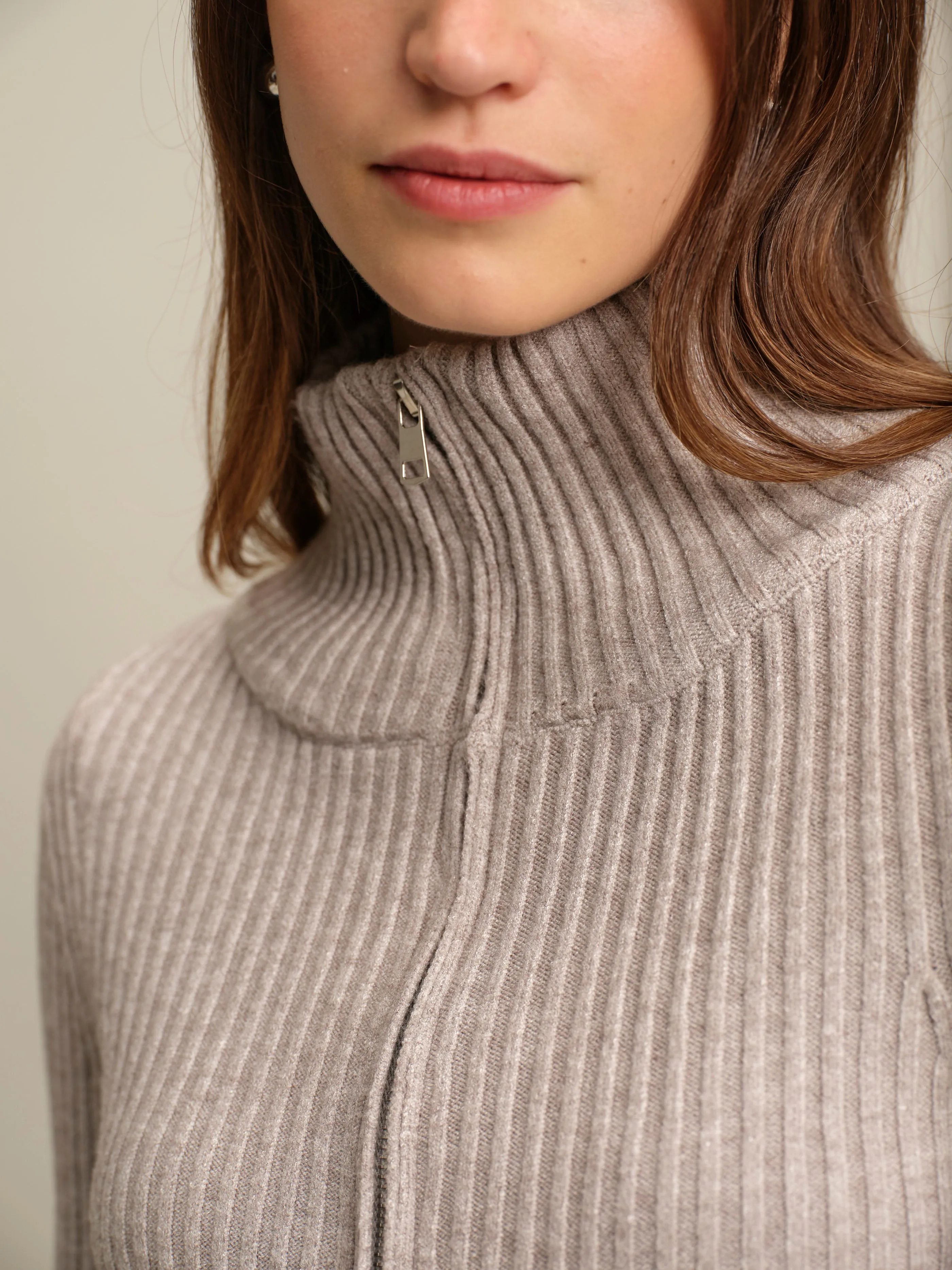 MATT ZIP UP CARDIGAN sold by Dèluc product image thumbnail 2