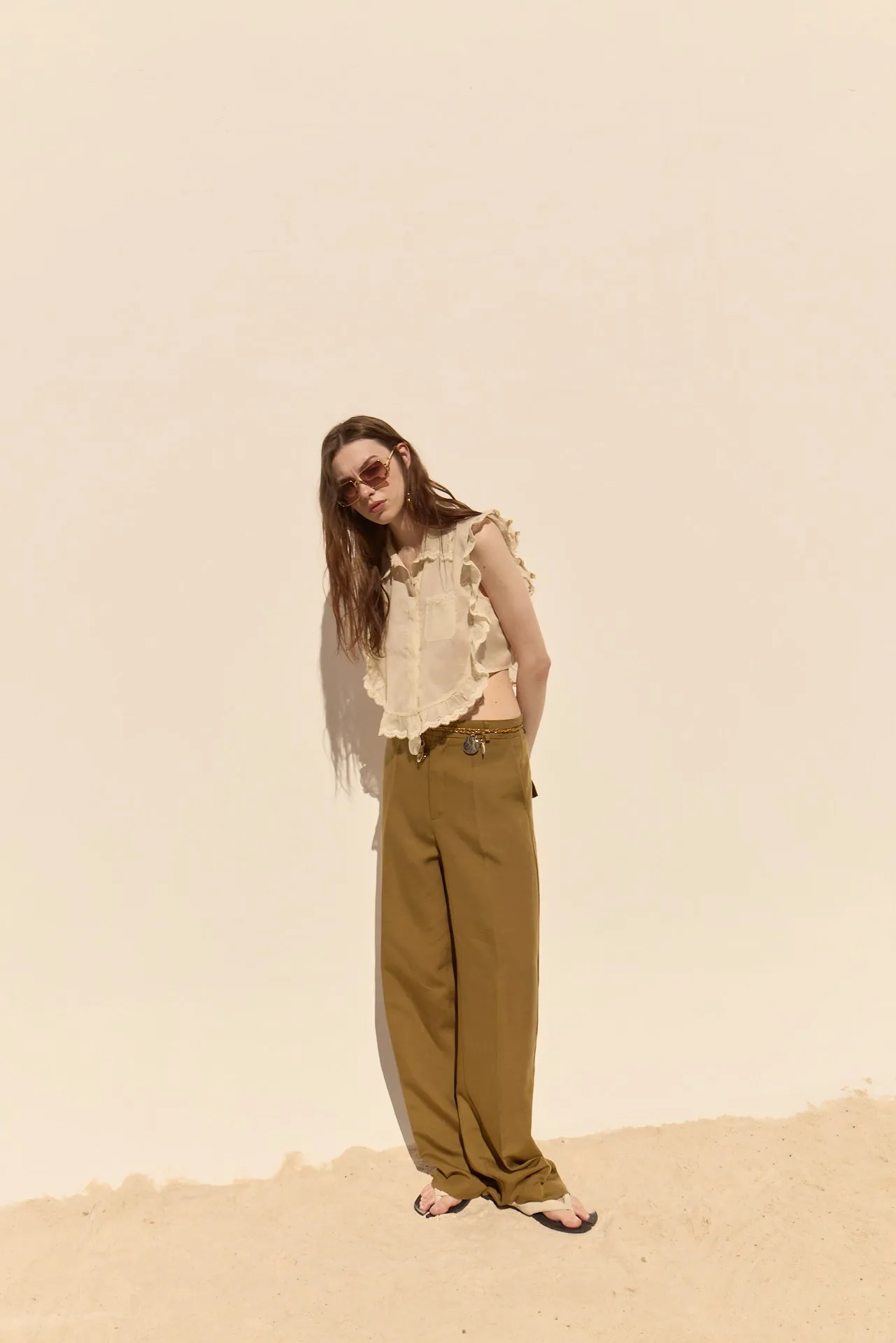 BARI PANTS sold by Dèluc