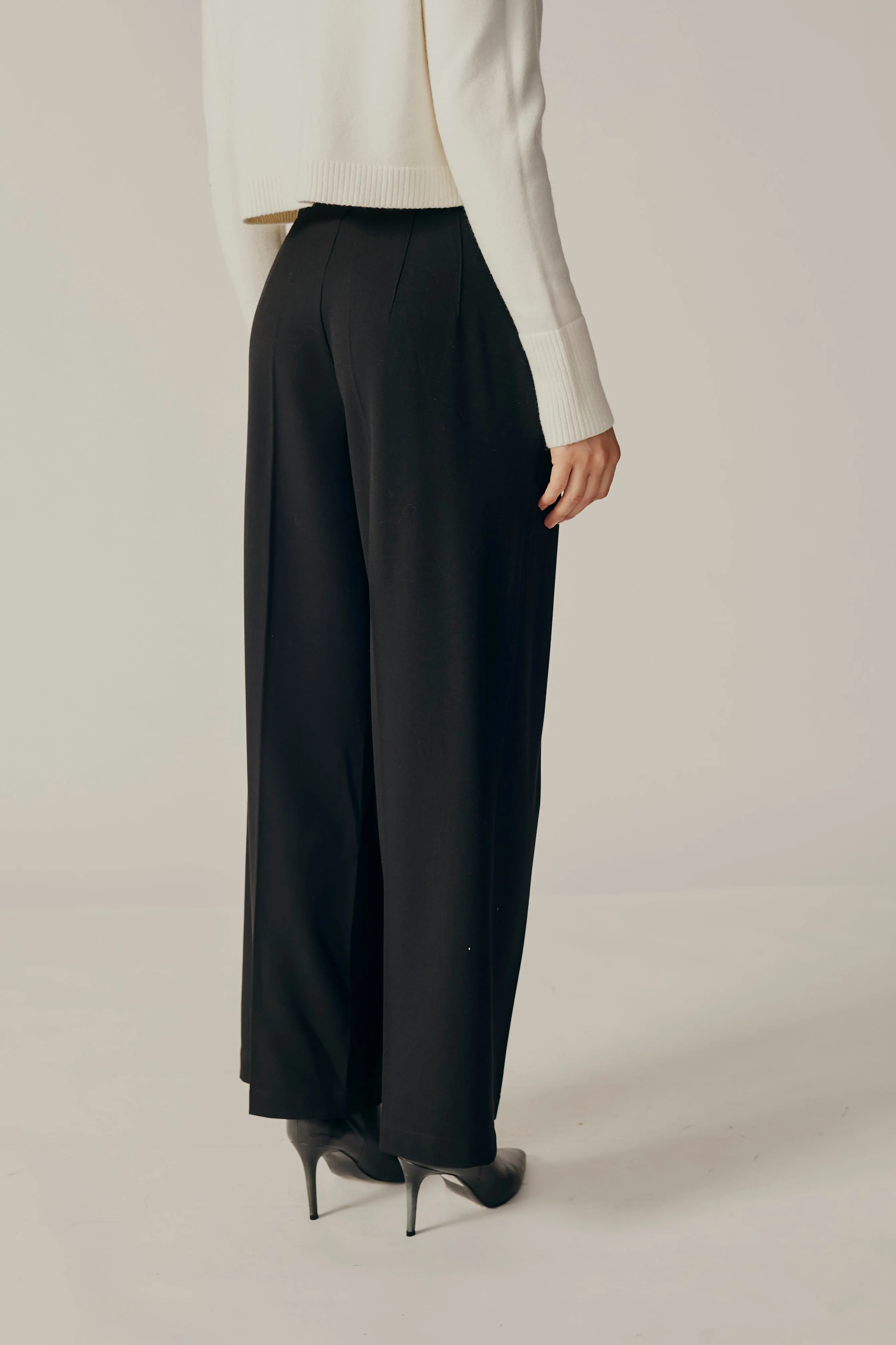 GAURA PANTS sold by Dèluc product image thumbnail 4