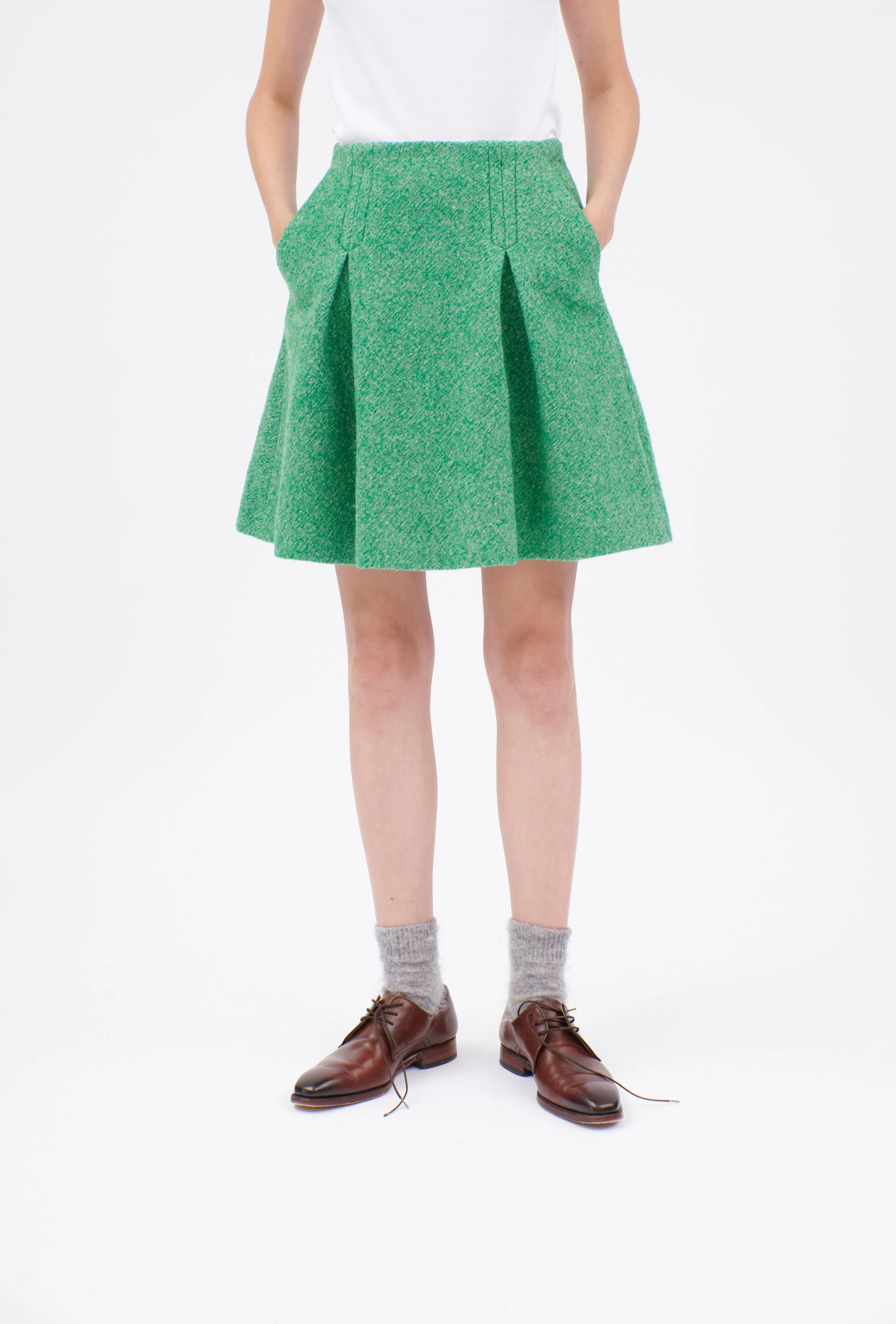 Brushed Diagonal Rock, Shamrock sold by ODEEH