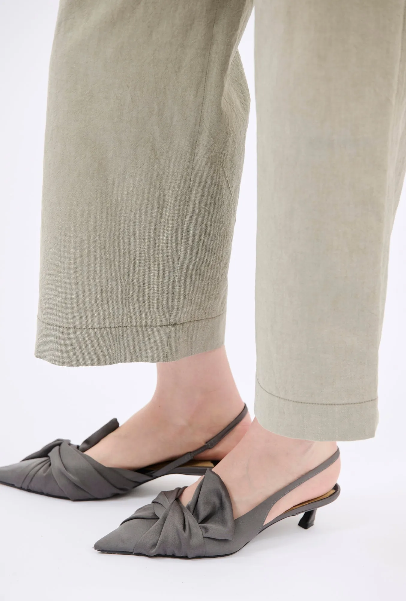 Crinkled Oxford Hose, Putty sold by ODEEH product image thumbnail 5