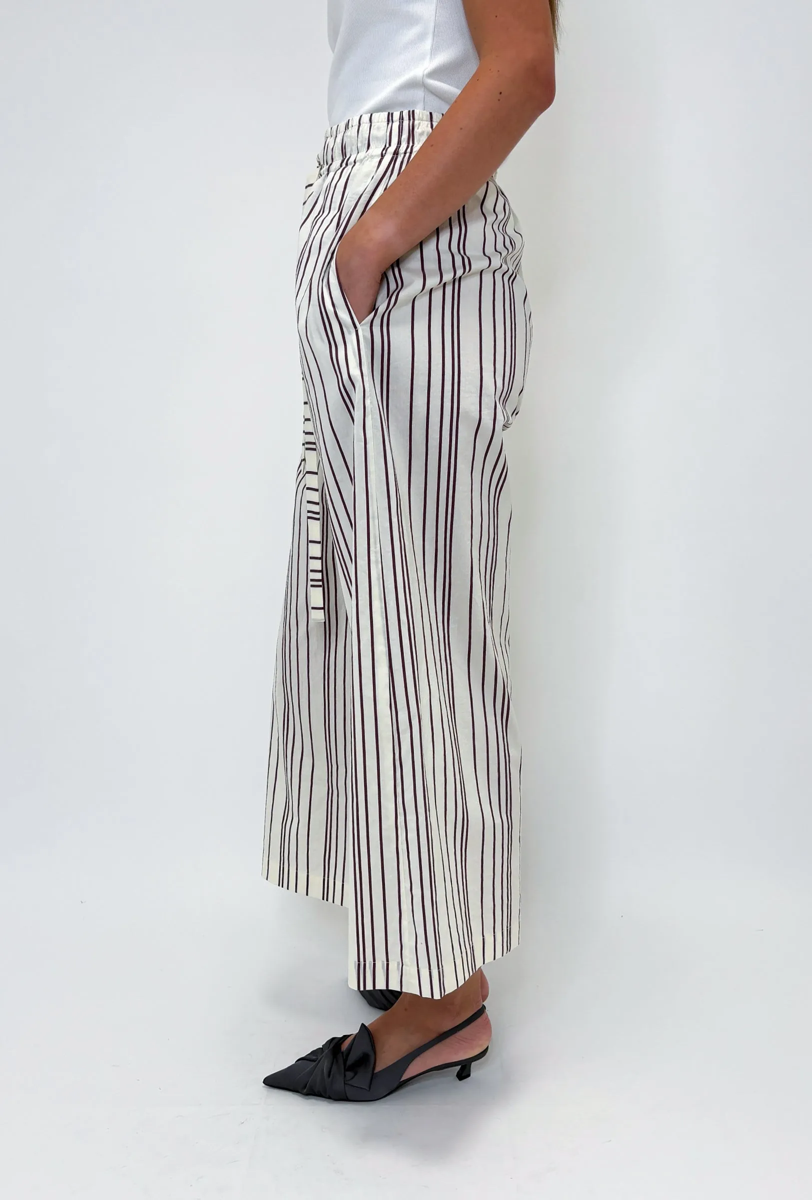 Fancy Stripe 2 Hose, Burgundy sold by ODEEH product image thumbnail 2