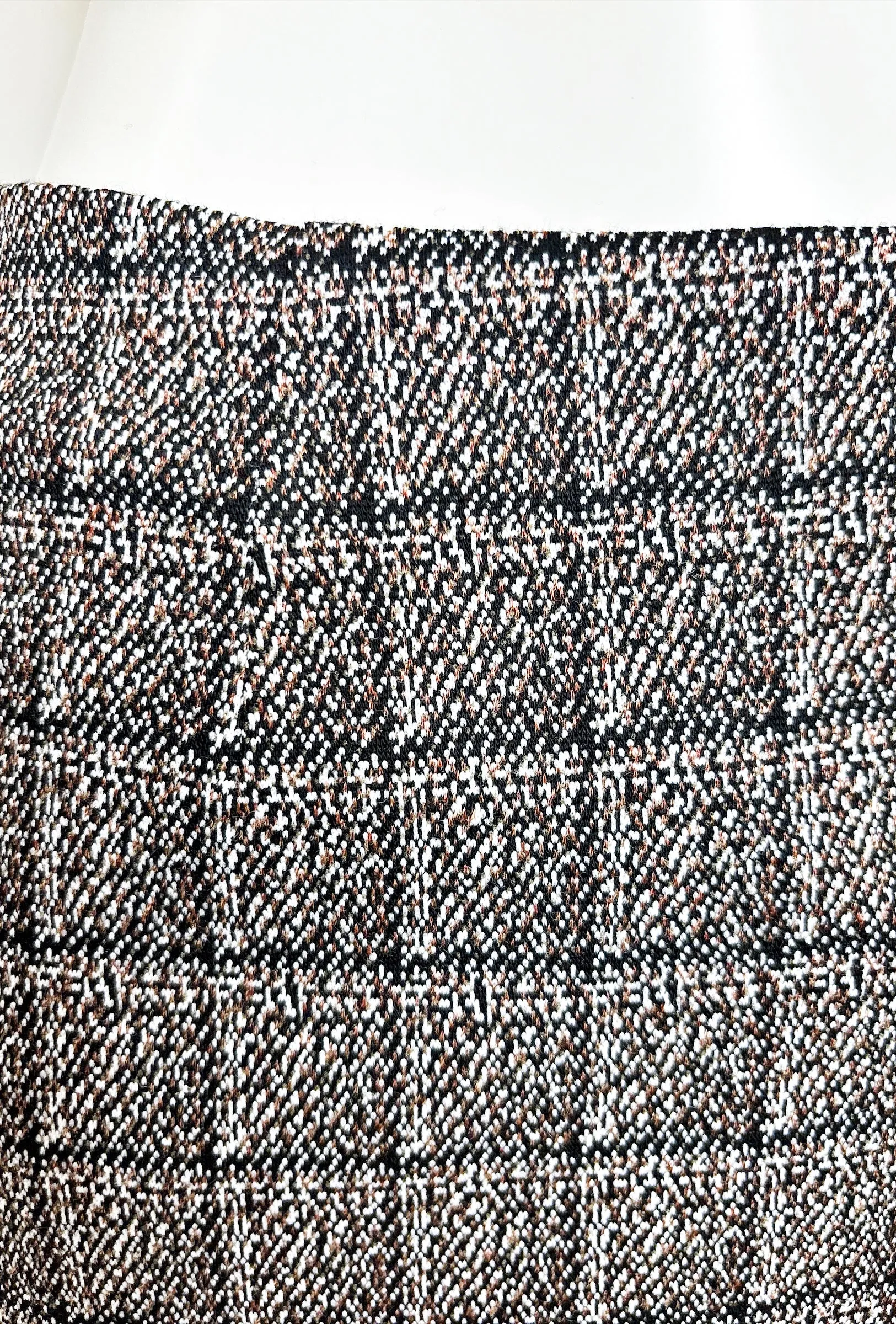 Retro Checked Jersey Rock, Black Copper sold by ODEEH product image thumbnail 2